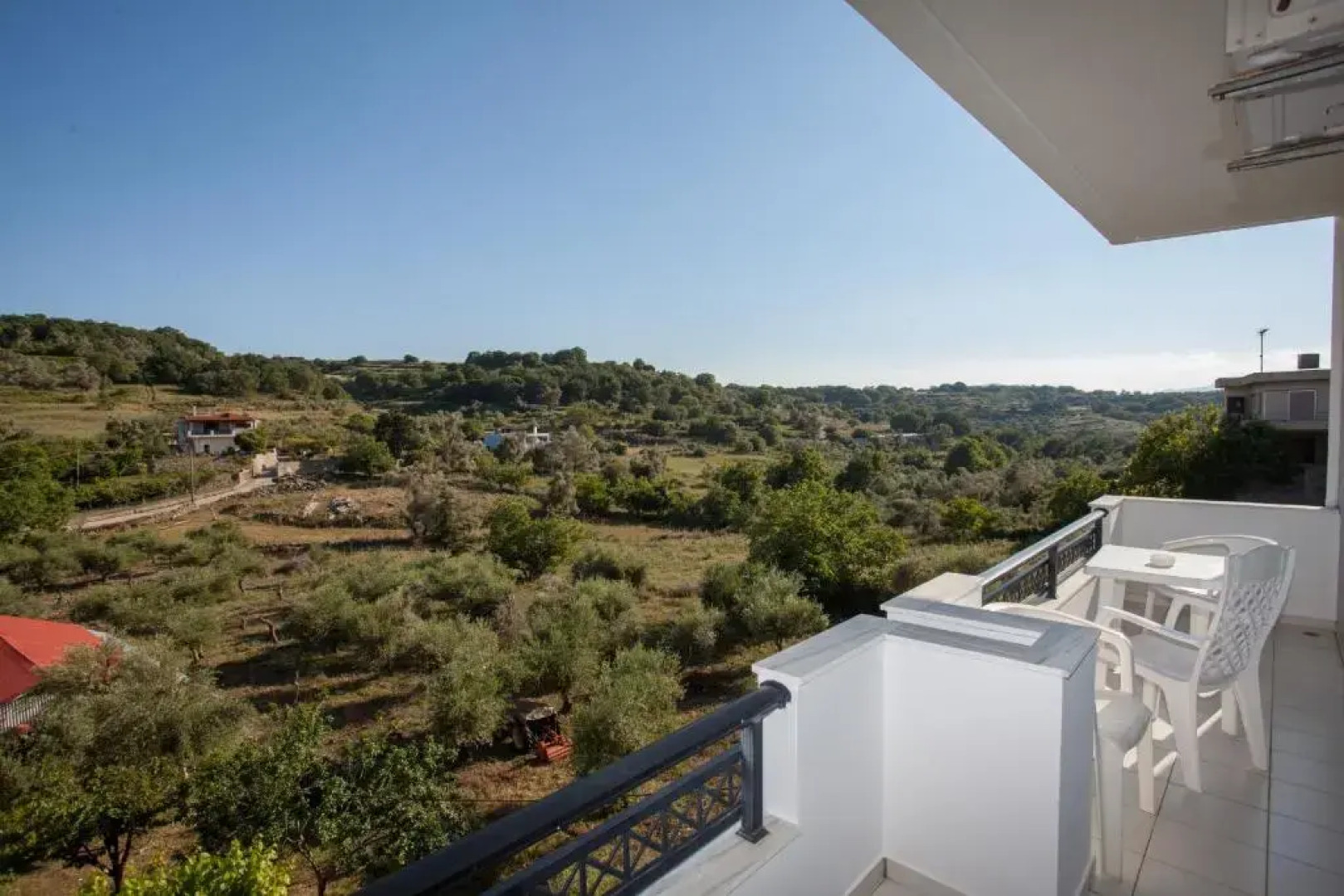 Alexandros Apartments