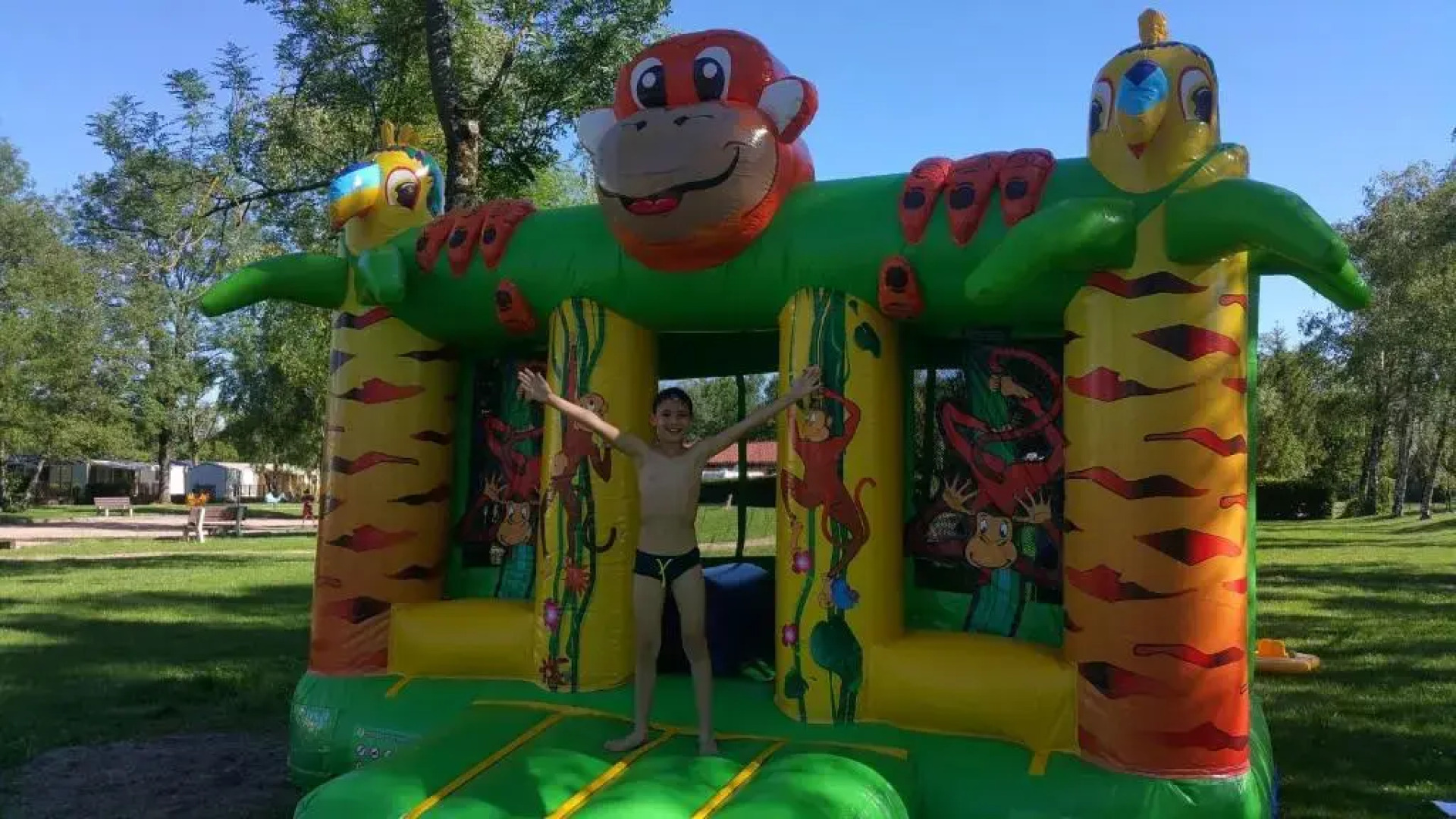 Camping Paradis des Dombes