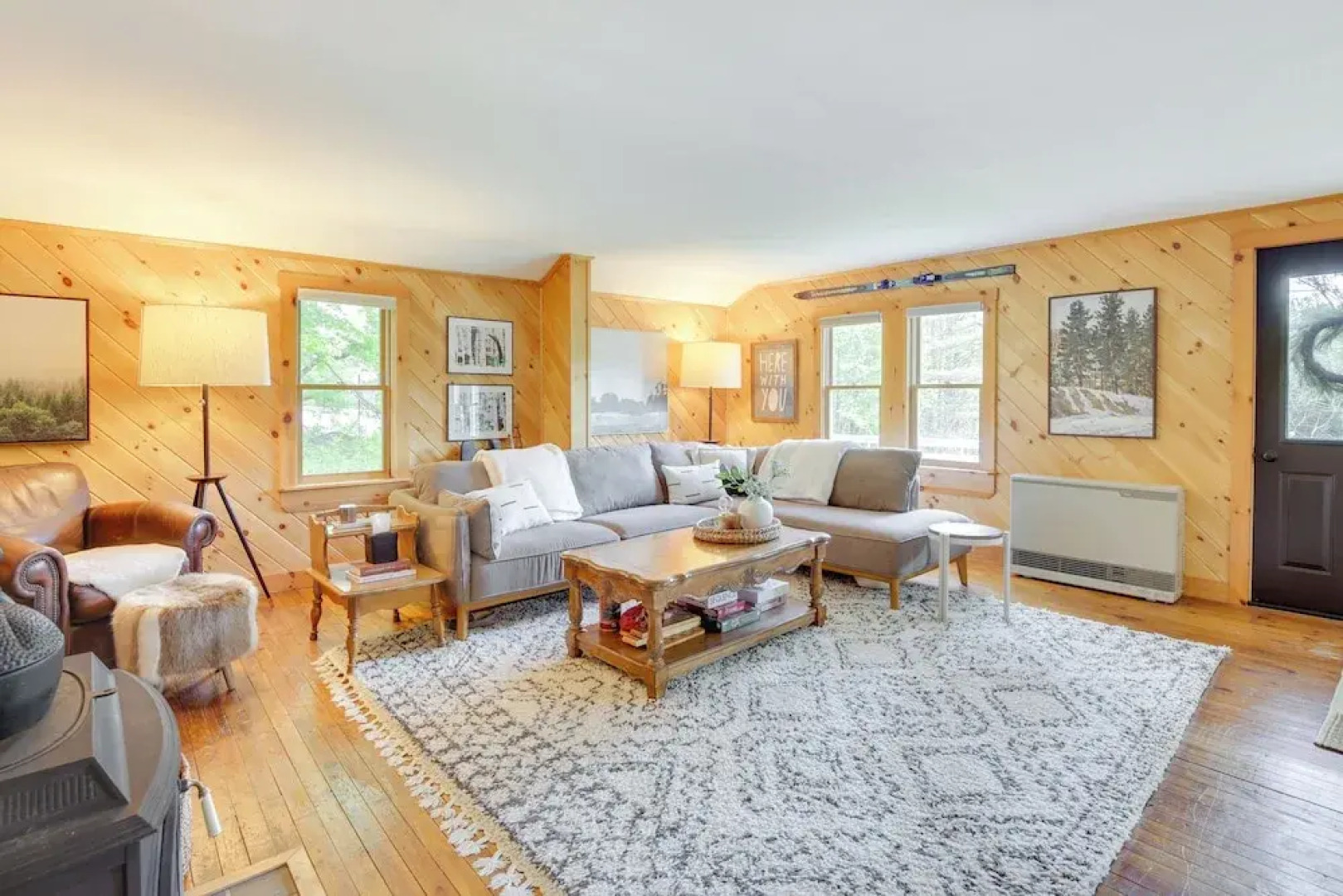 Gorgeous Sunday River Cabin w/ Saltwater Hot Tub!