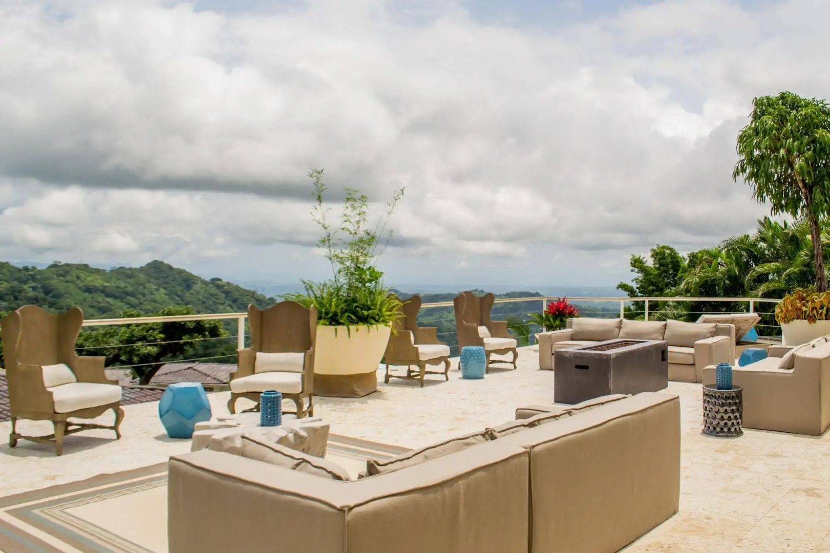 The Retreat at Altos del Monte