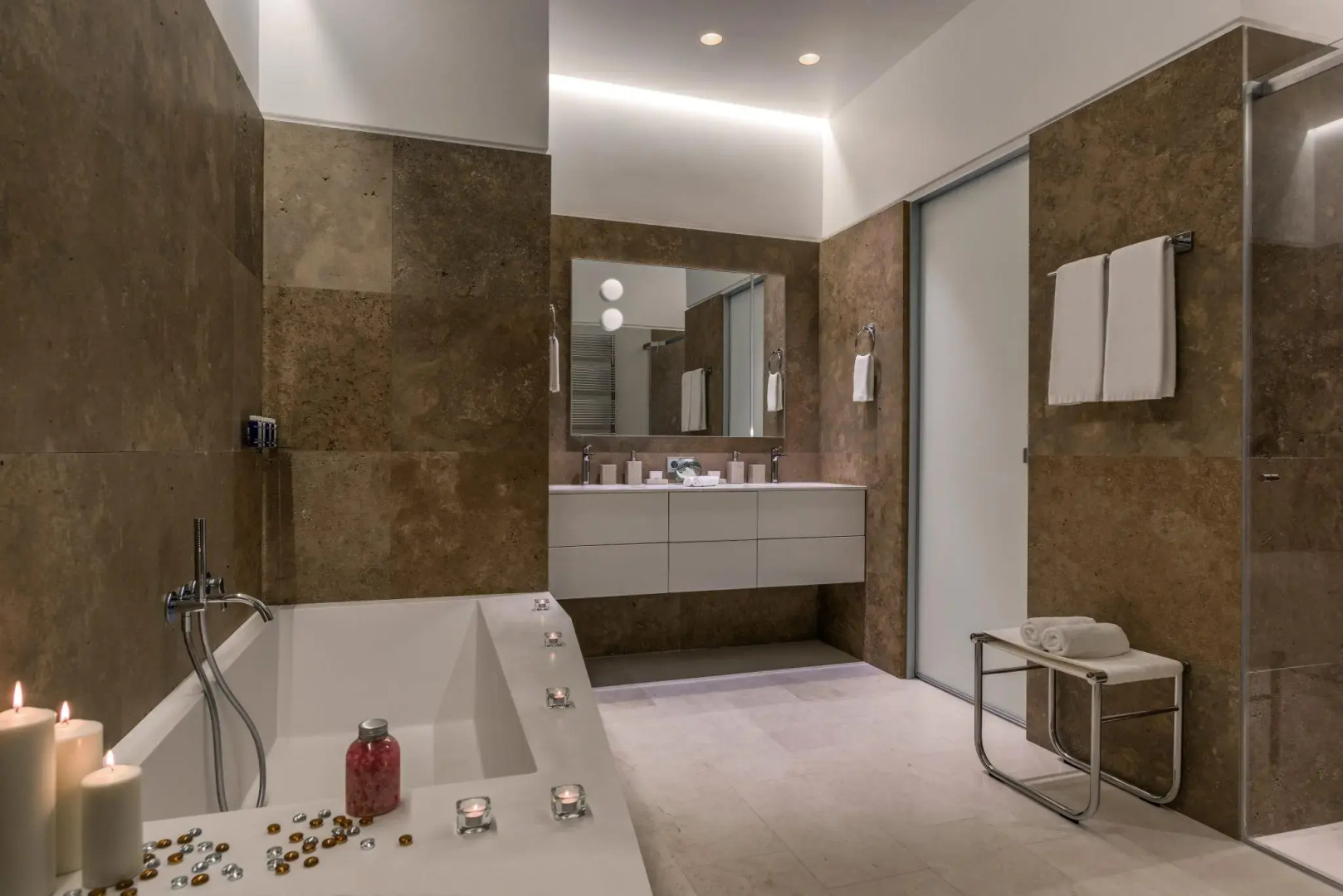Отель Crystal House Suite Hotel & Spa