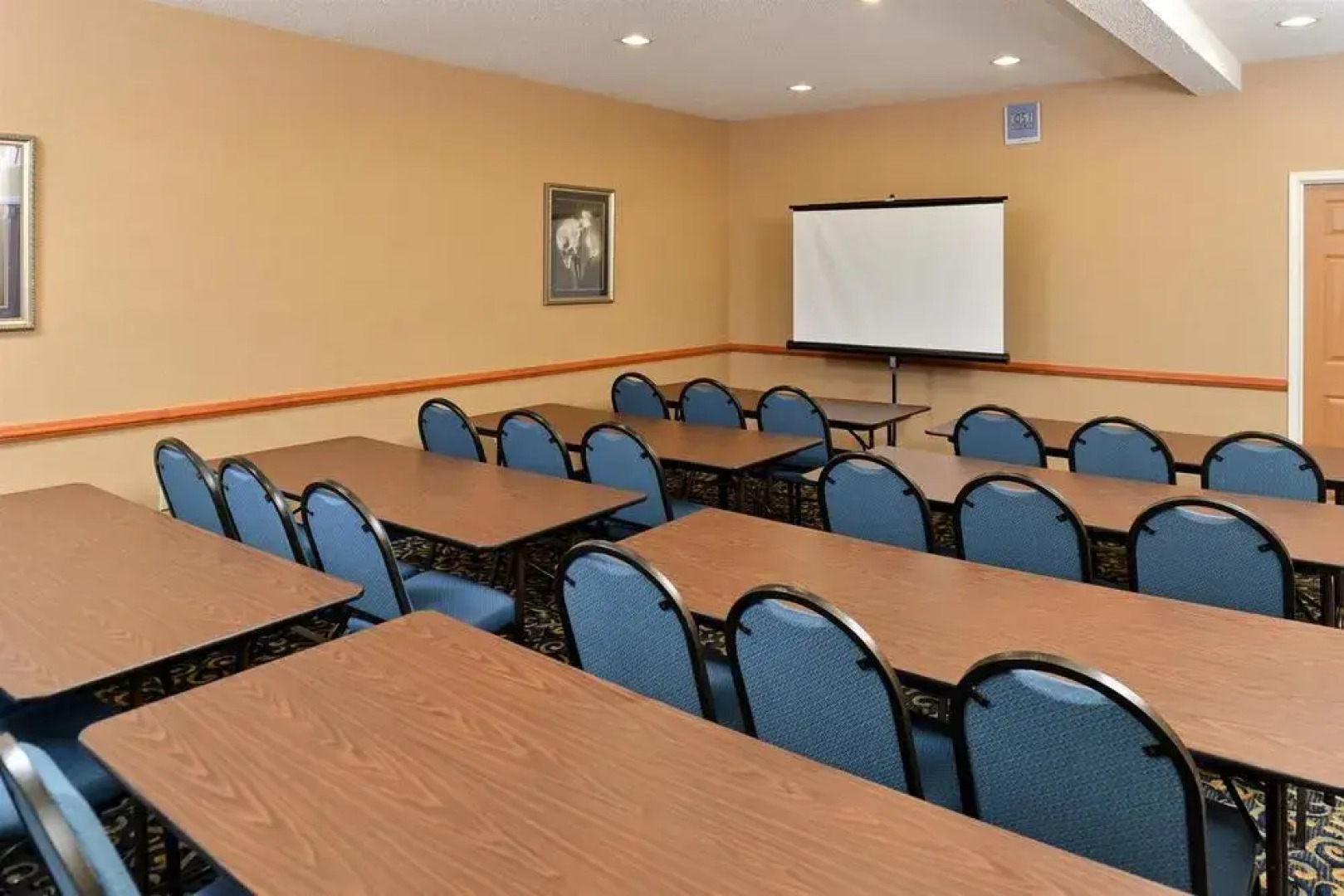 Americas Best Value Inn And Suites Carrollton