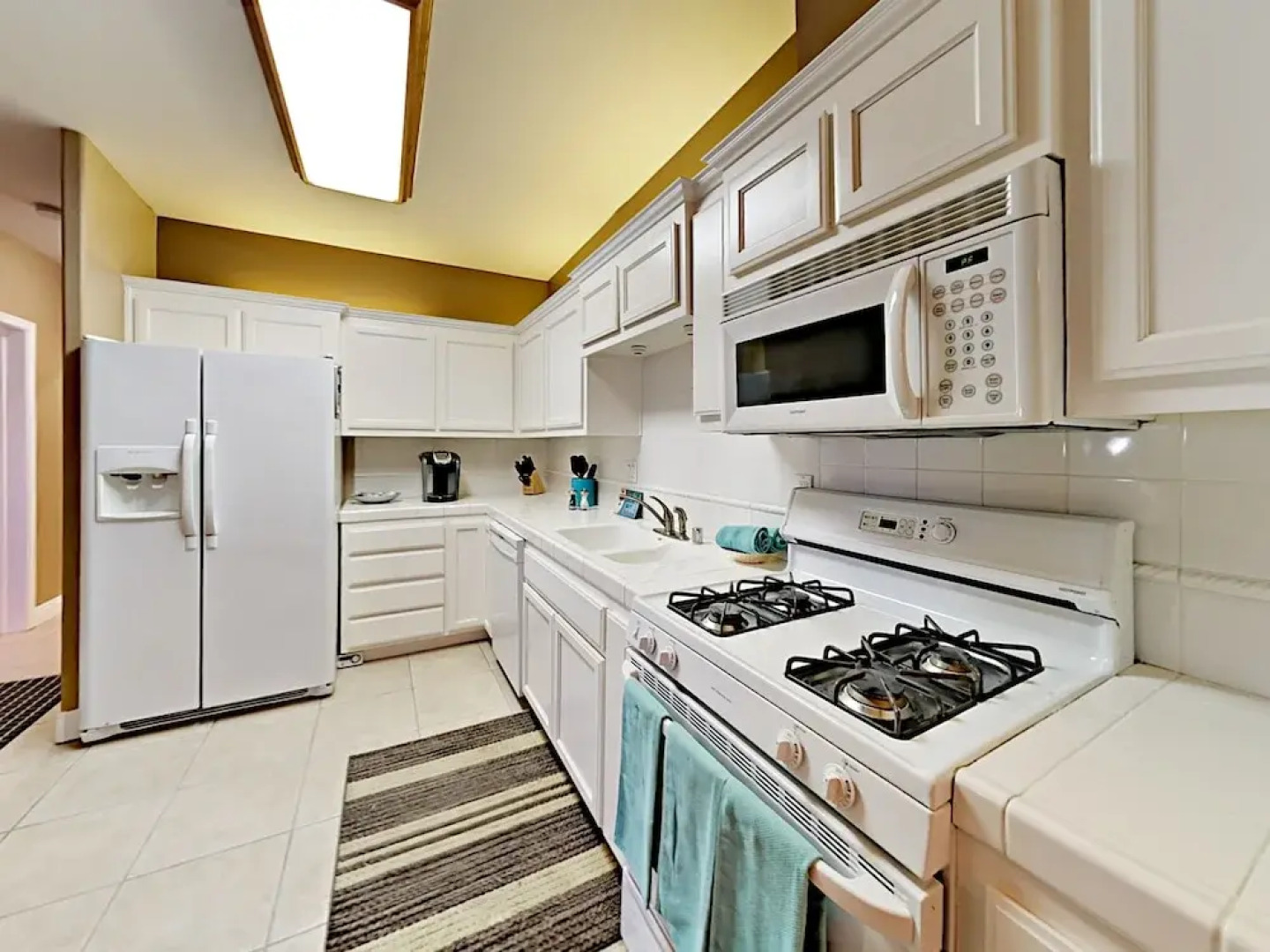 311 Pier Avenue Apartment 2 Bedrooms 1 Bathroom Apts