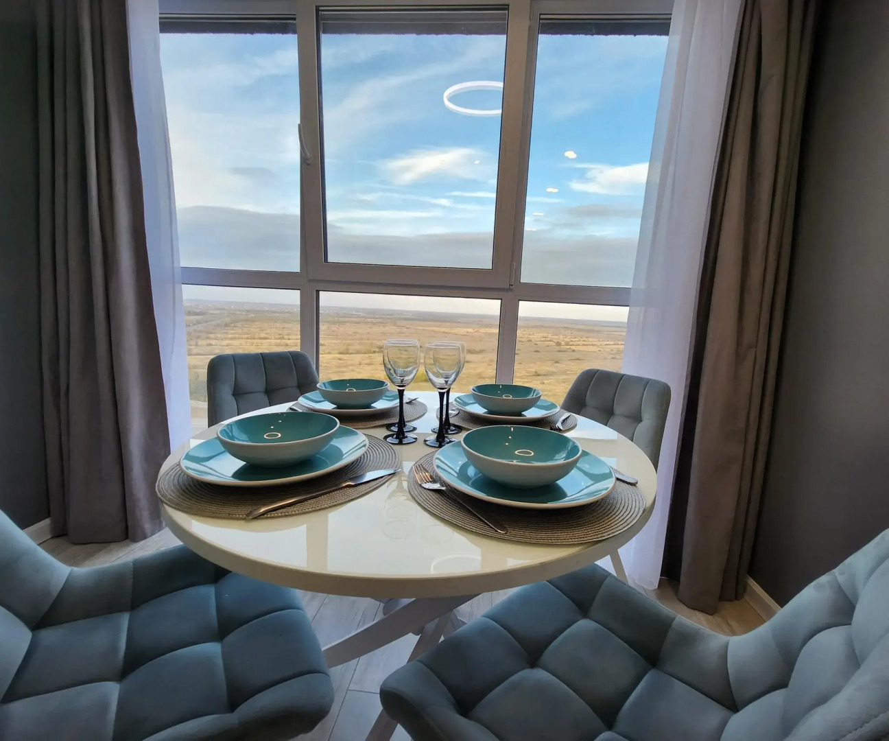 Viva Apartments (Вива Апартментс) на шоссе Солотчинское 4 корпус 2