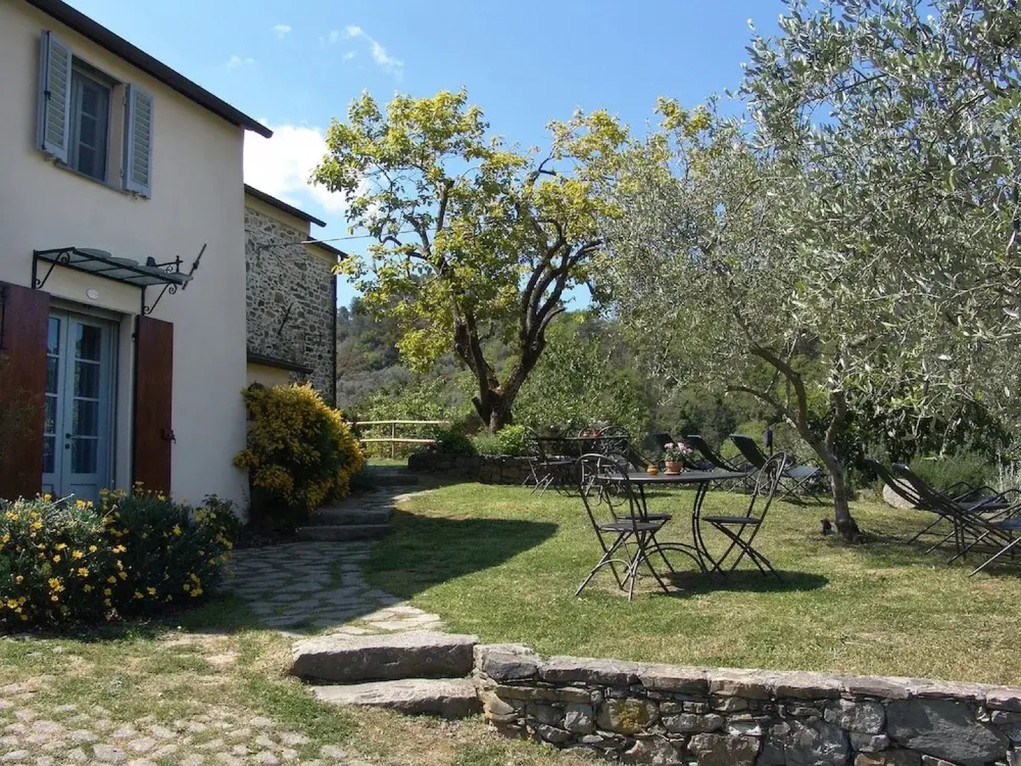 Villanova Apartments - Nature & Wellness