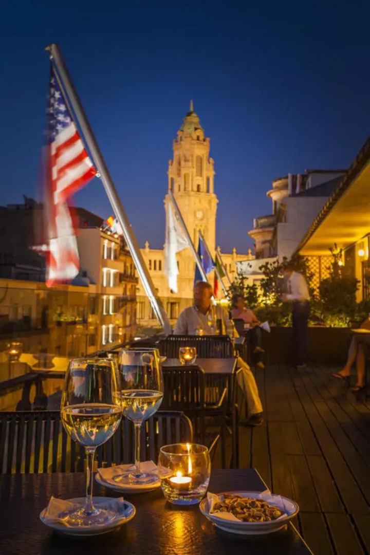 Pão de Açúcar – Vintage Bumper Car Hotel