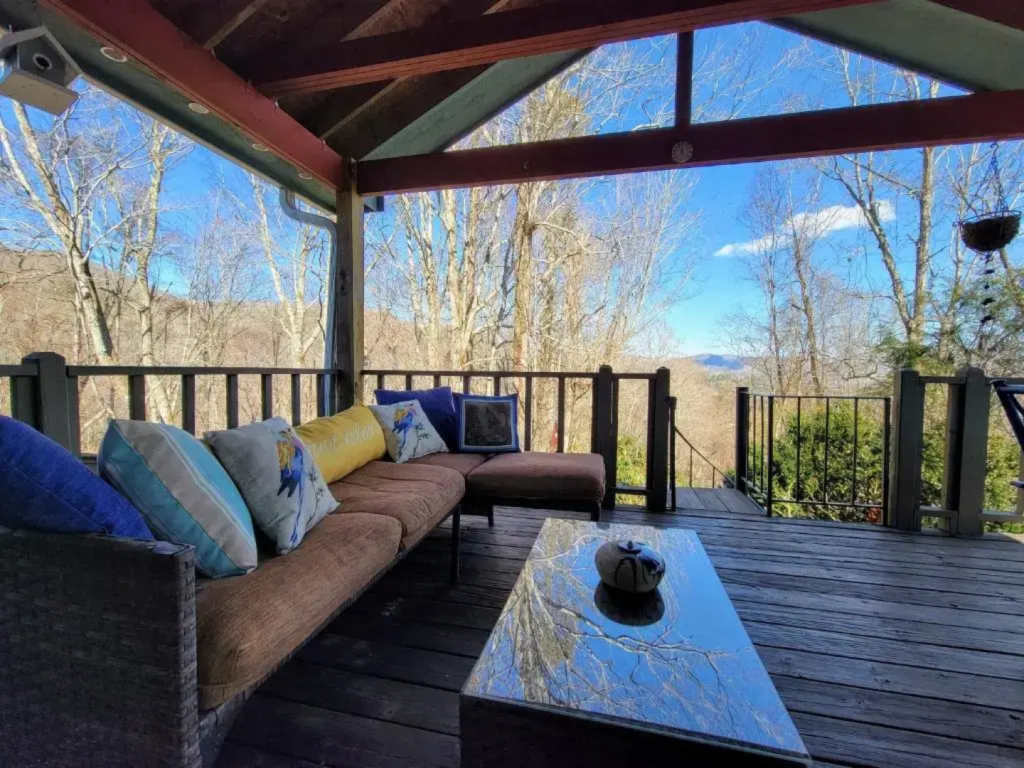 Grandfather Lodge - Incredible Views, Amazing Location