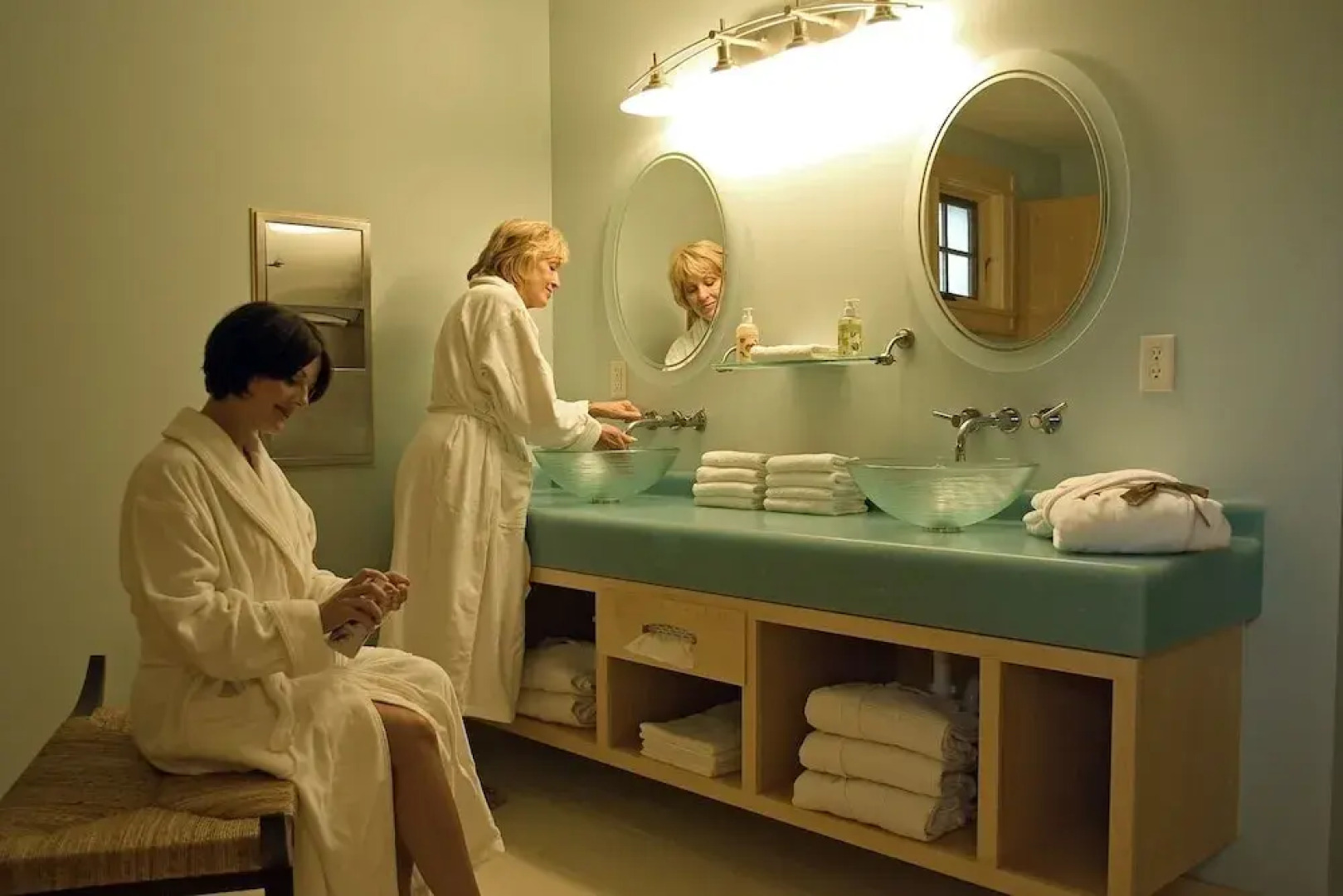 Maddens On Gull Lake