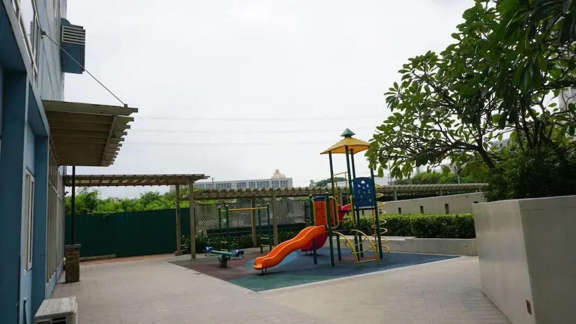 Ridgewood Towers Condotel