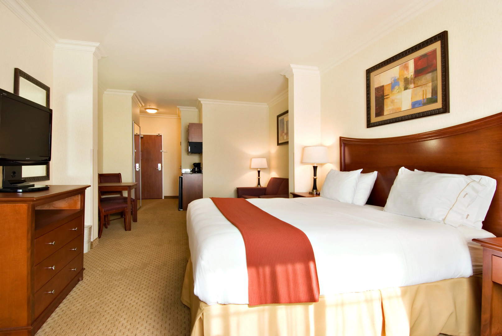 Holiday Inn Express & Suites Klamath Falls Central by IHG