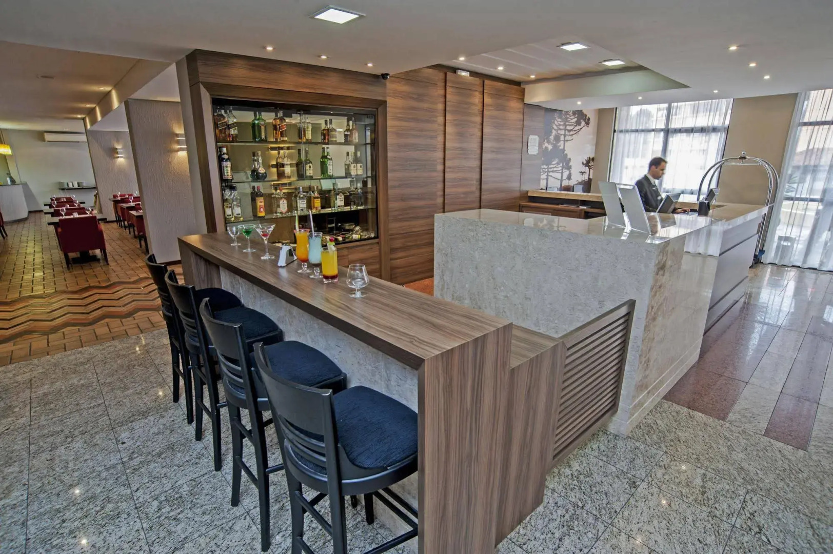 Slaviero Essential Pinhais