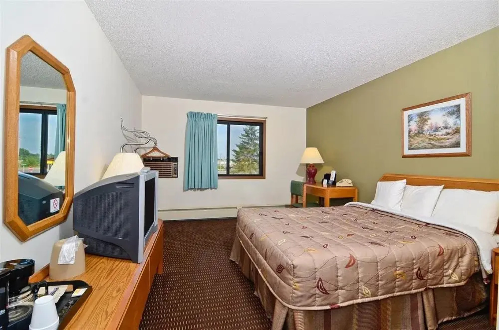 Super 8 Hayward Wisconsin