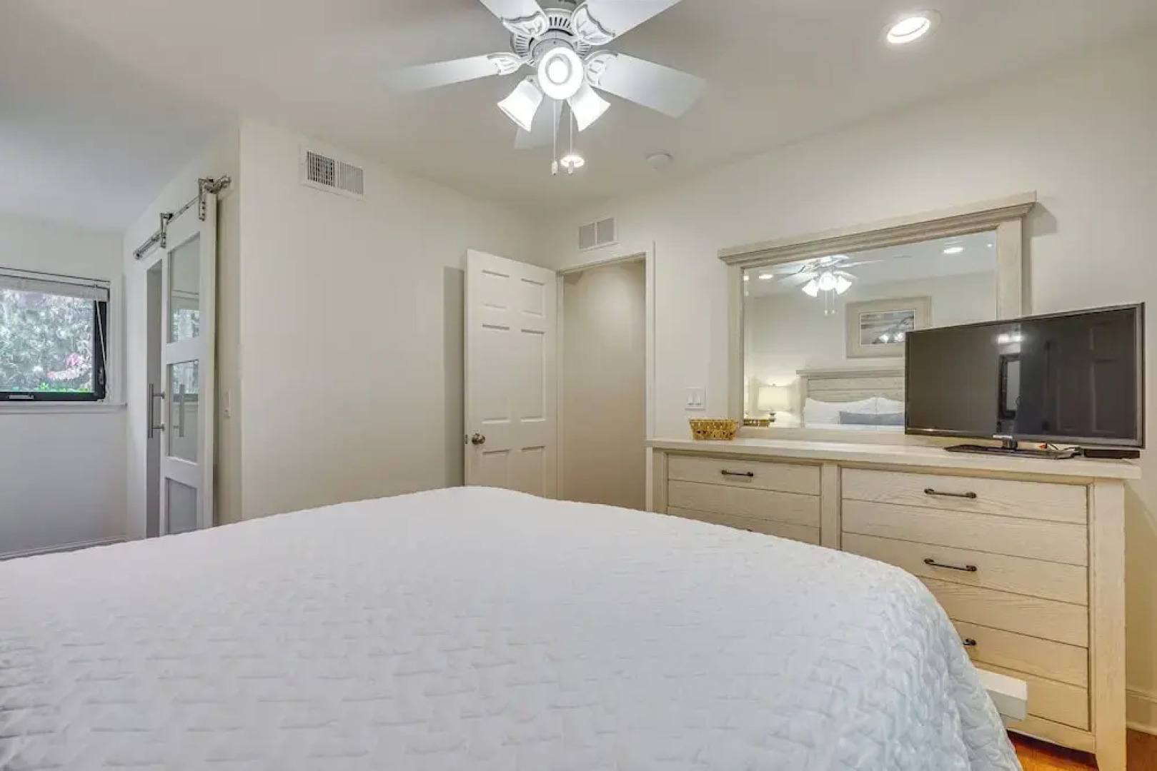 Seabrook Island Villa w/ Patio < 1 Mi to Beach!