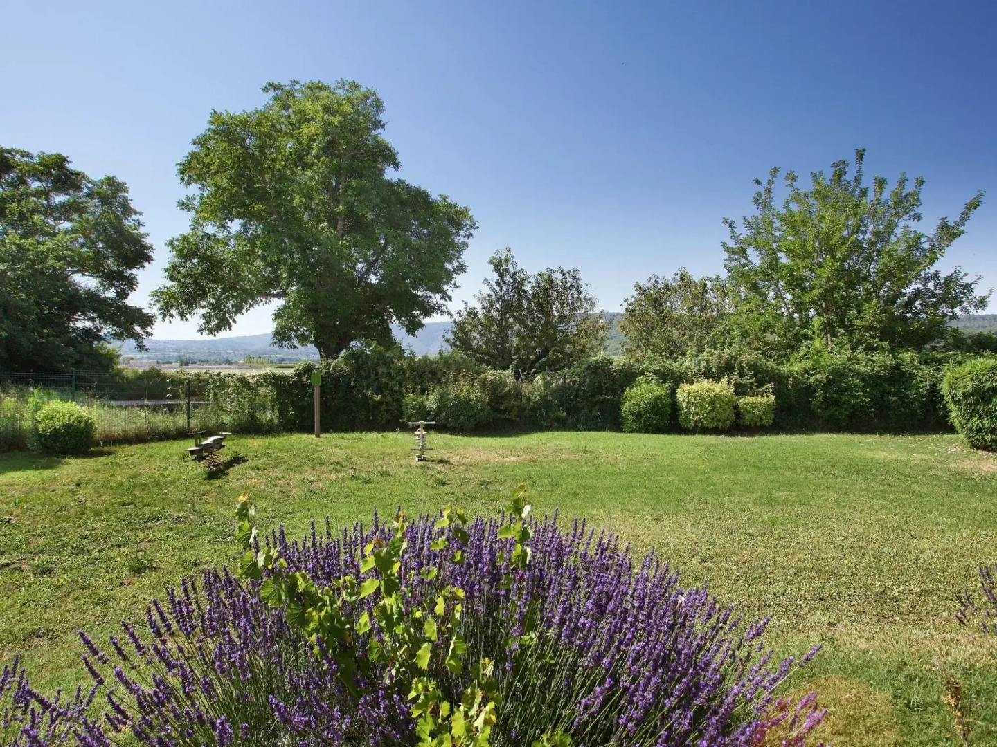 Comfortable Apartment With air Conditioning in the Luberon