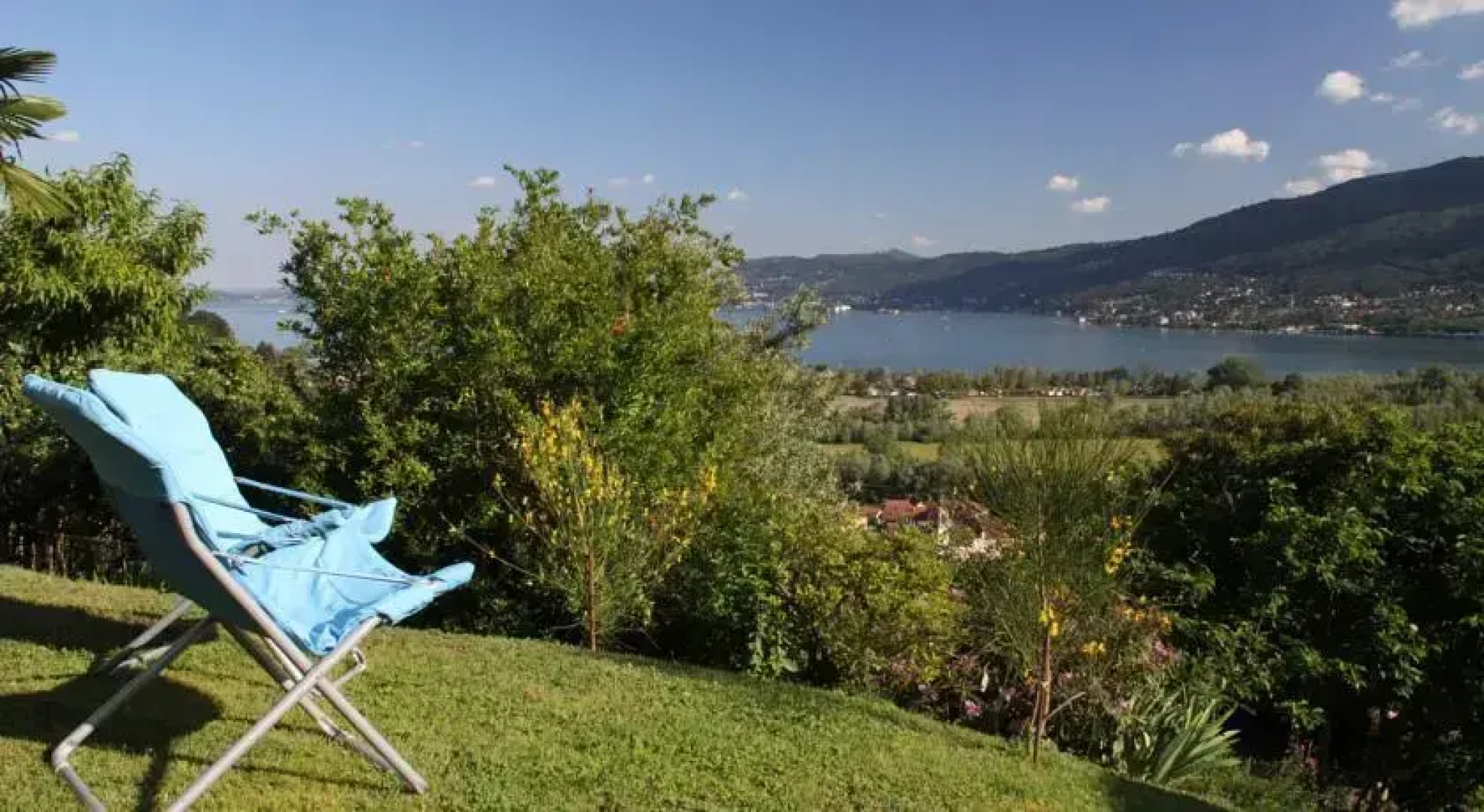 Camera con Vista Bed & Breakfast - Verbania