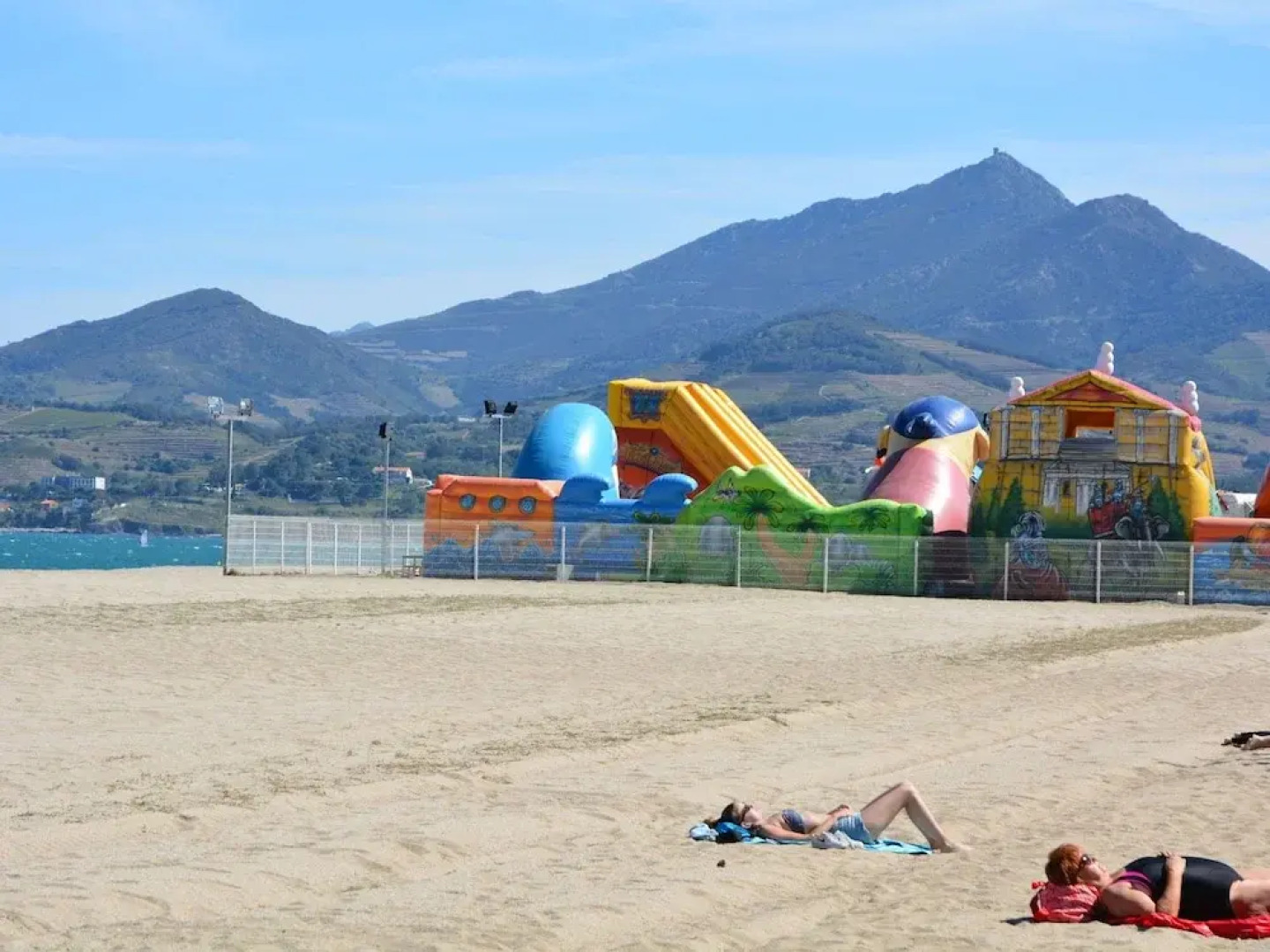 Stylish Holiday Home With Private Swimming Pool and Large, Enclosed Garden