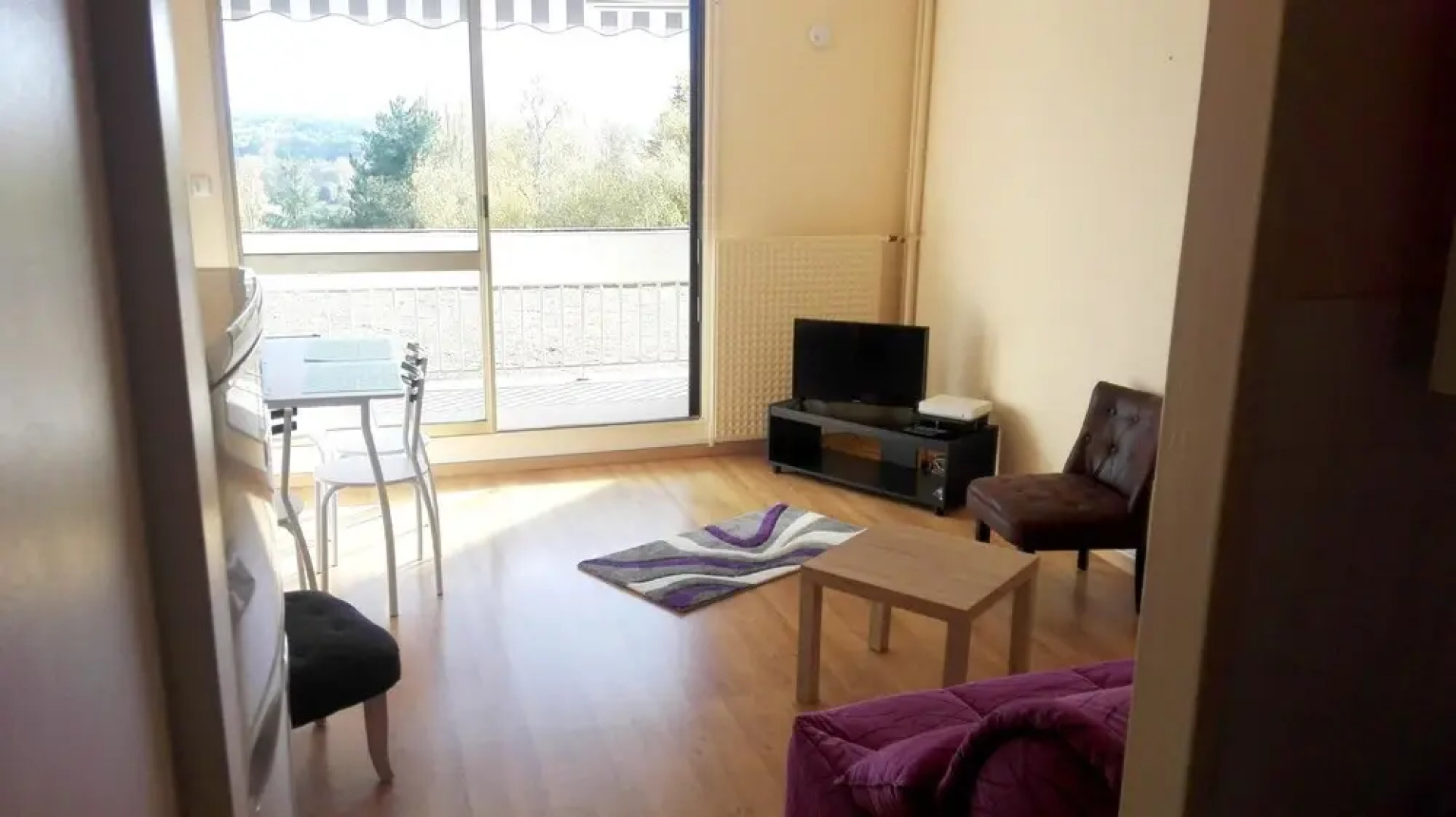 Studio in Montrichard, With Balcony and Wifi