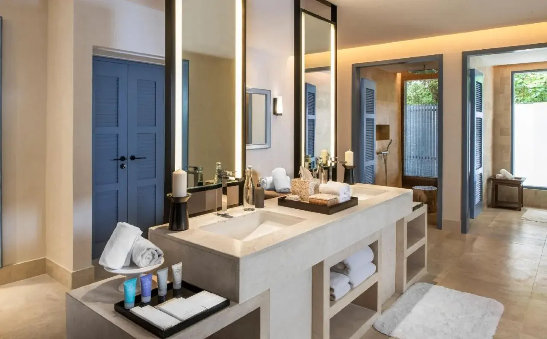 The Halcyon Private Isles Maldives, Autograph Collection