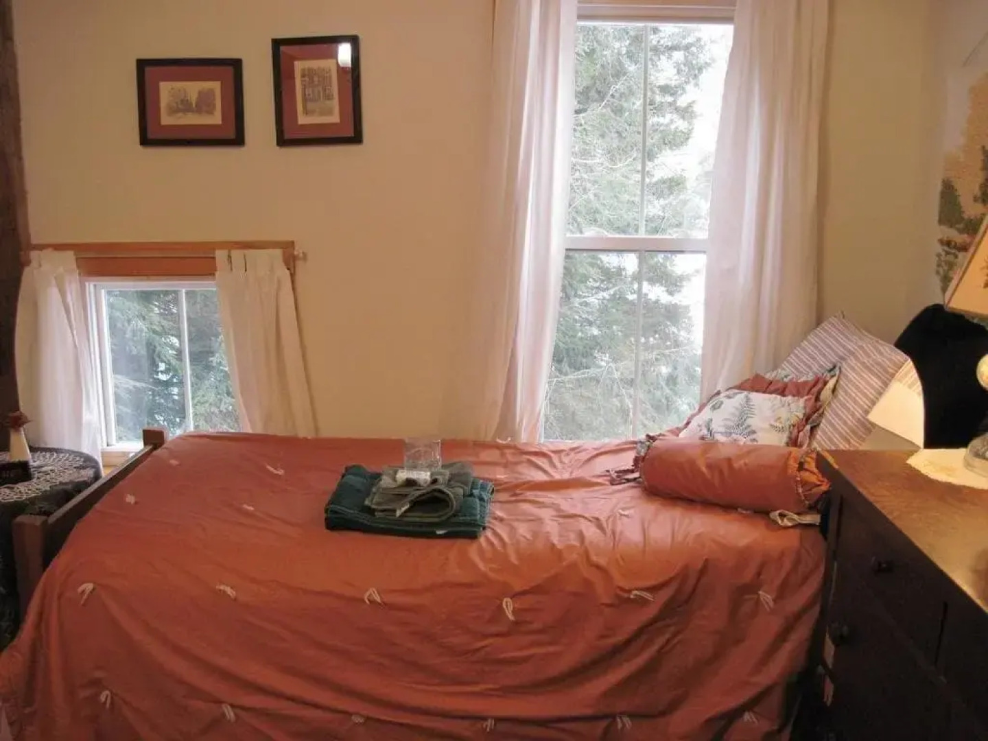 Maple House Bed & Breakfast