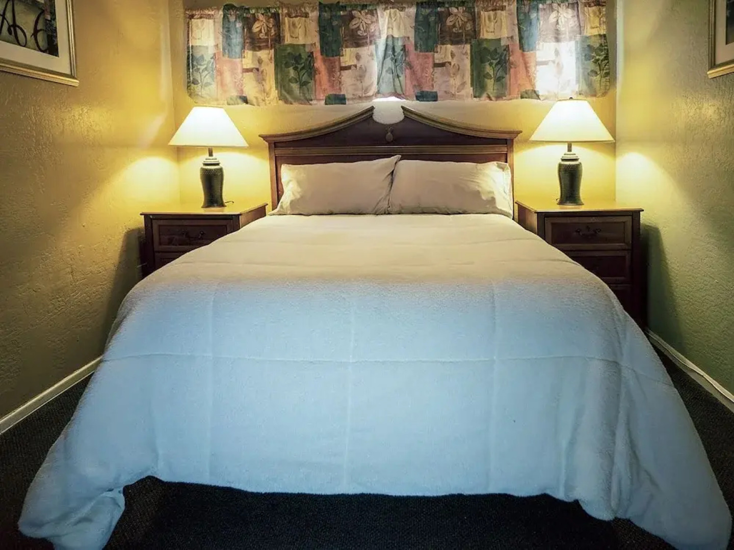 Tuscany Manor Suites - Clothing Optional