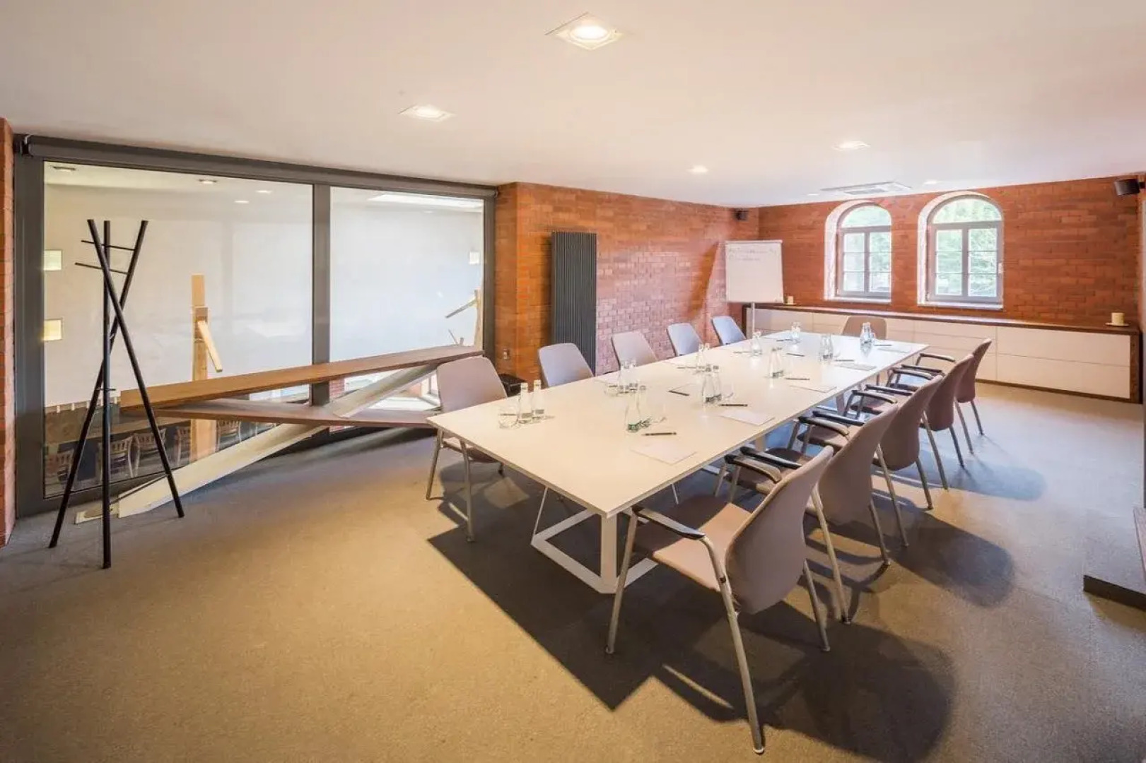 City Park Hotel & Residence