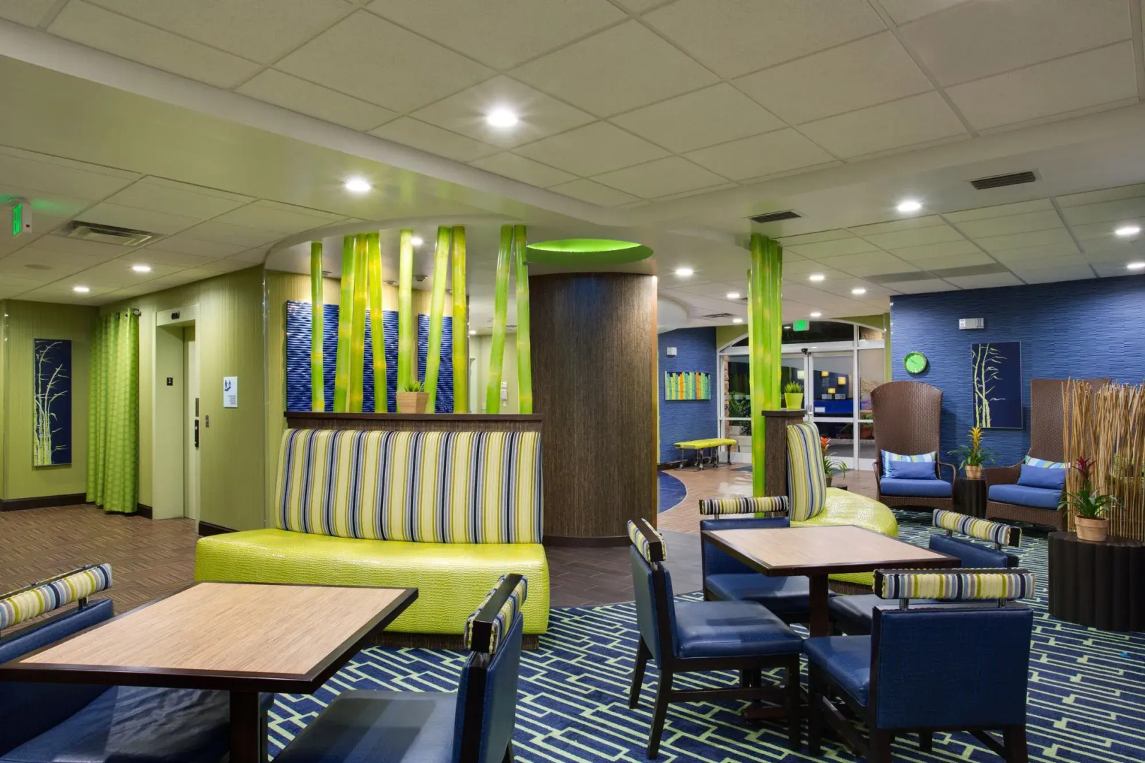 Holiday Inn Express Suites Plant City by IHG