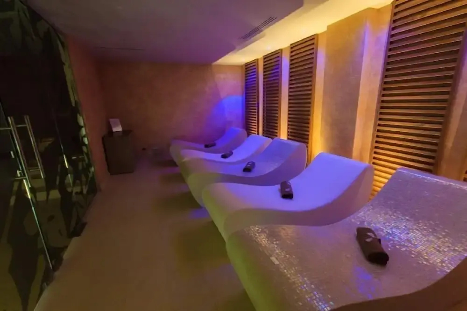 Hotel Roman By Dumbrava Business Resort