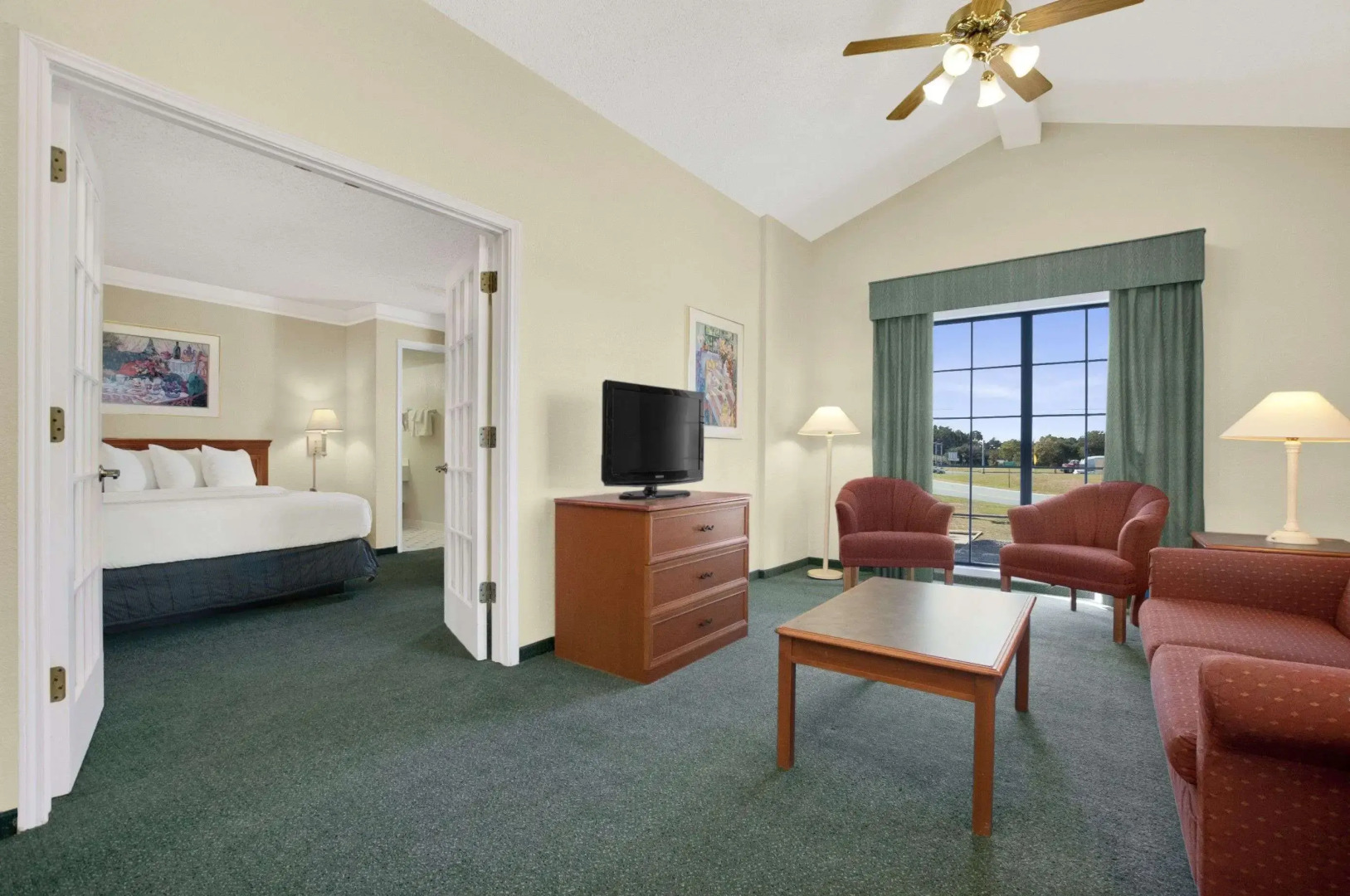Baymont Inn & Suites Longview