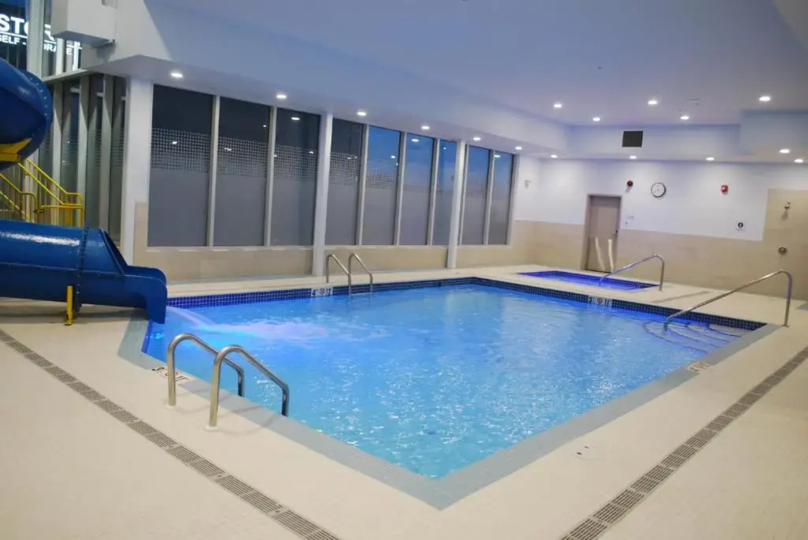 Holiday Inn Express & Suites Edmonton N - St. Albert by IHG