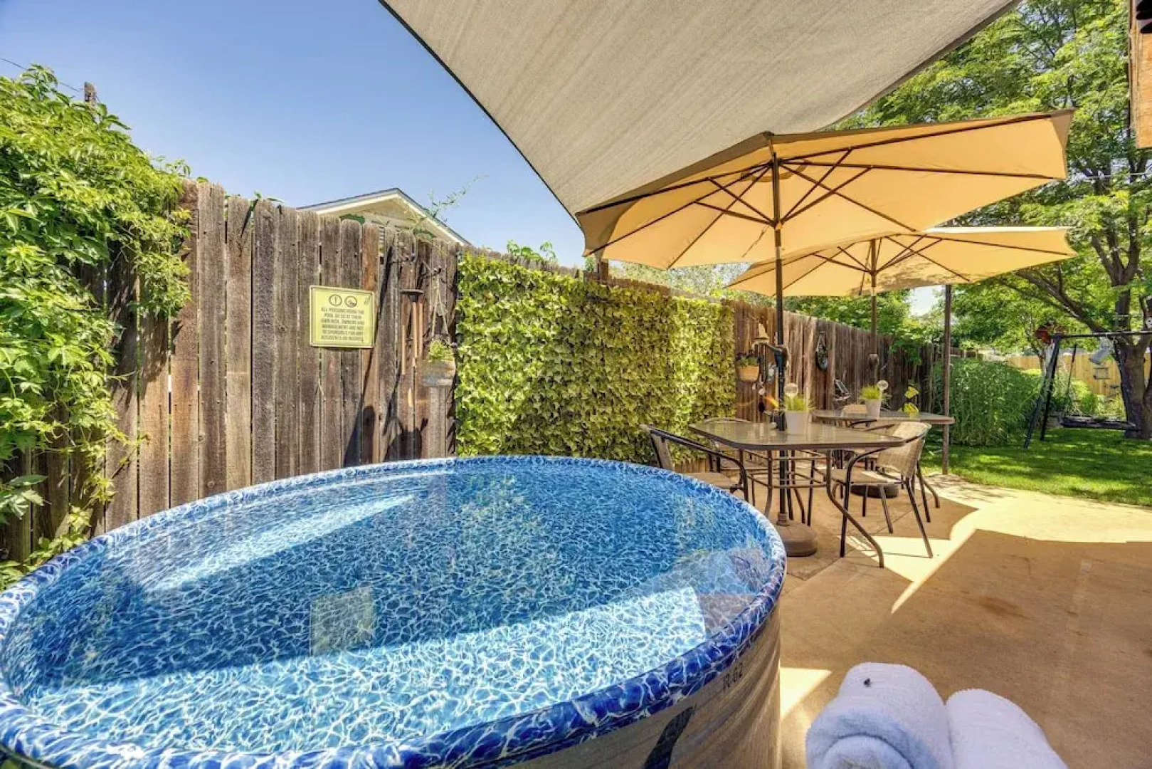 Las Animas Studio w/ Lush Backyard Paradise!