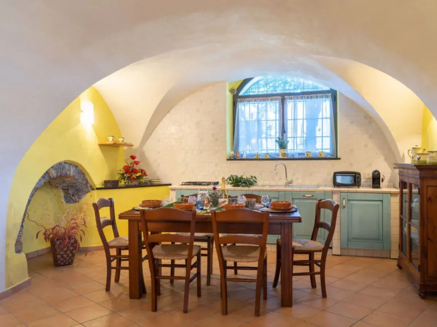 Apartment Giallo Vasia