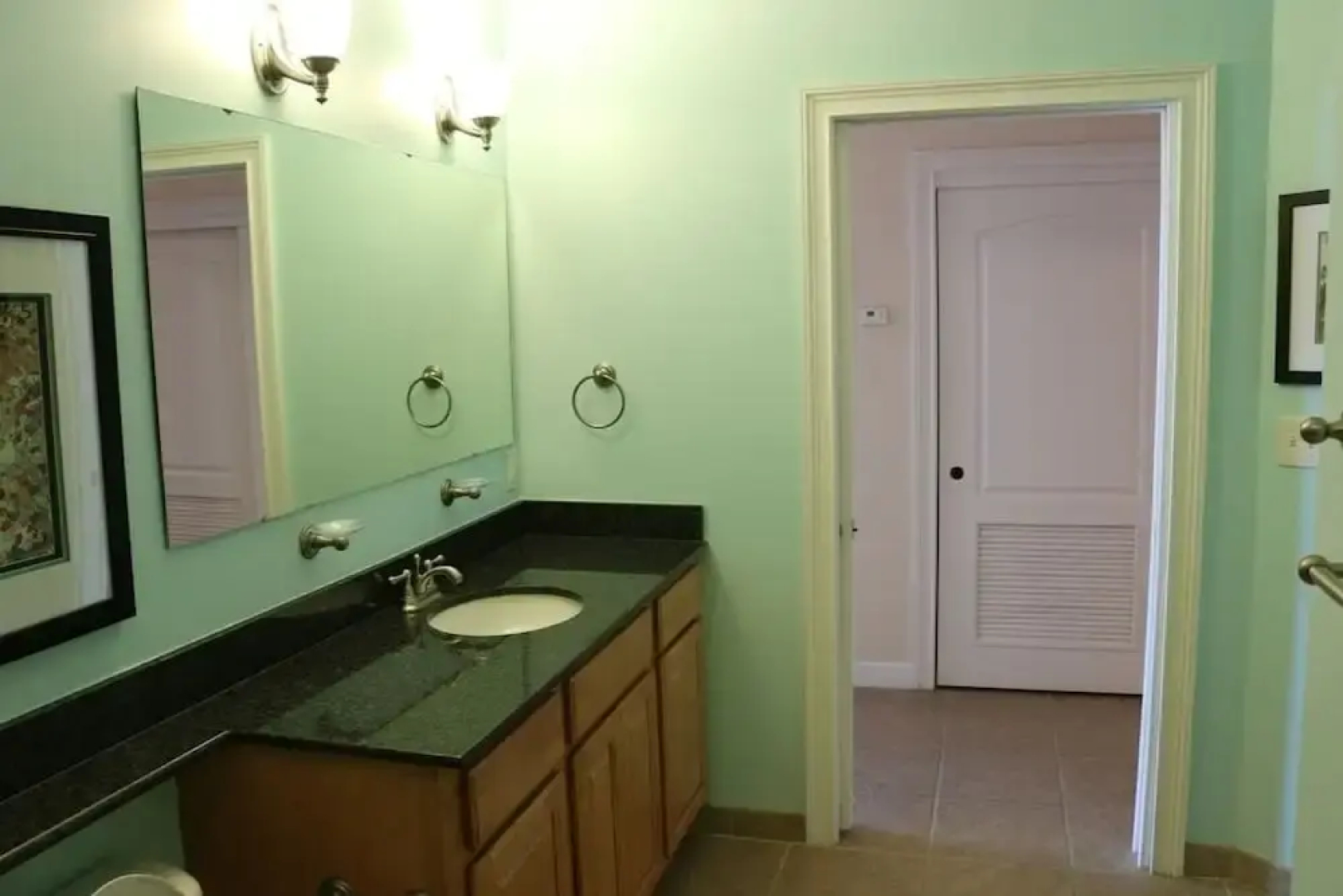 Indies 608 Condo