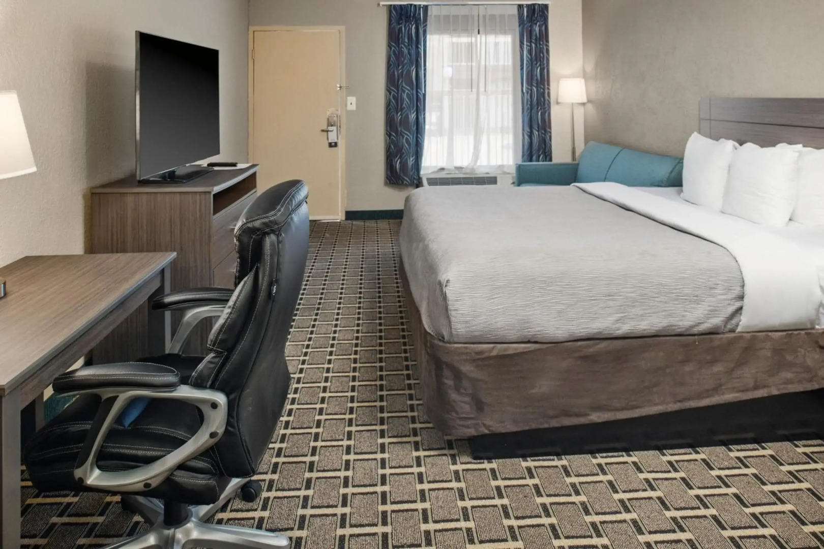 Suburban Studios Hotel Kingsland Near I-95