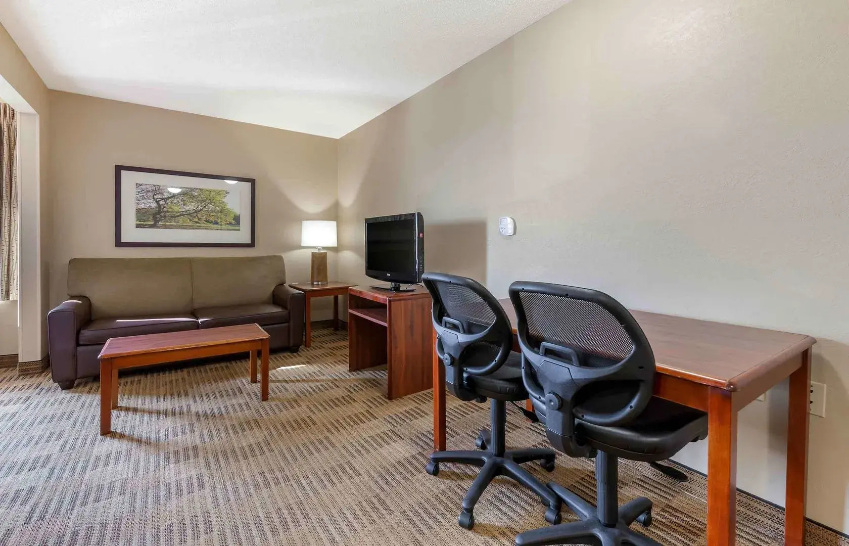 Extended Stay America Select Suites Rockford State Street