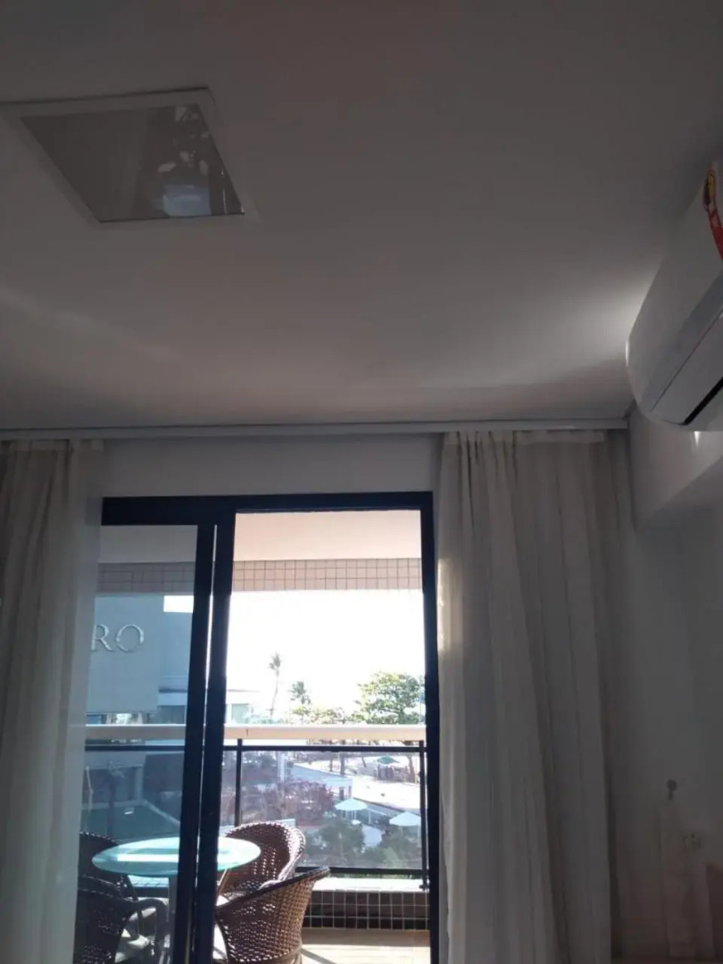 Alugo Temporada apartamento frente ao mar de Fortaleza.