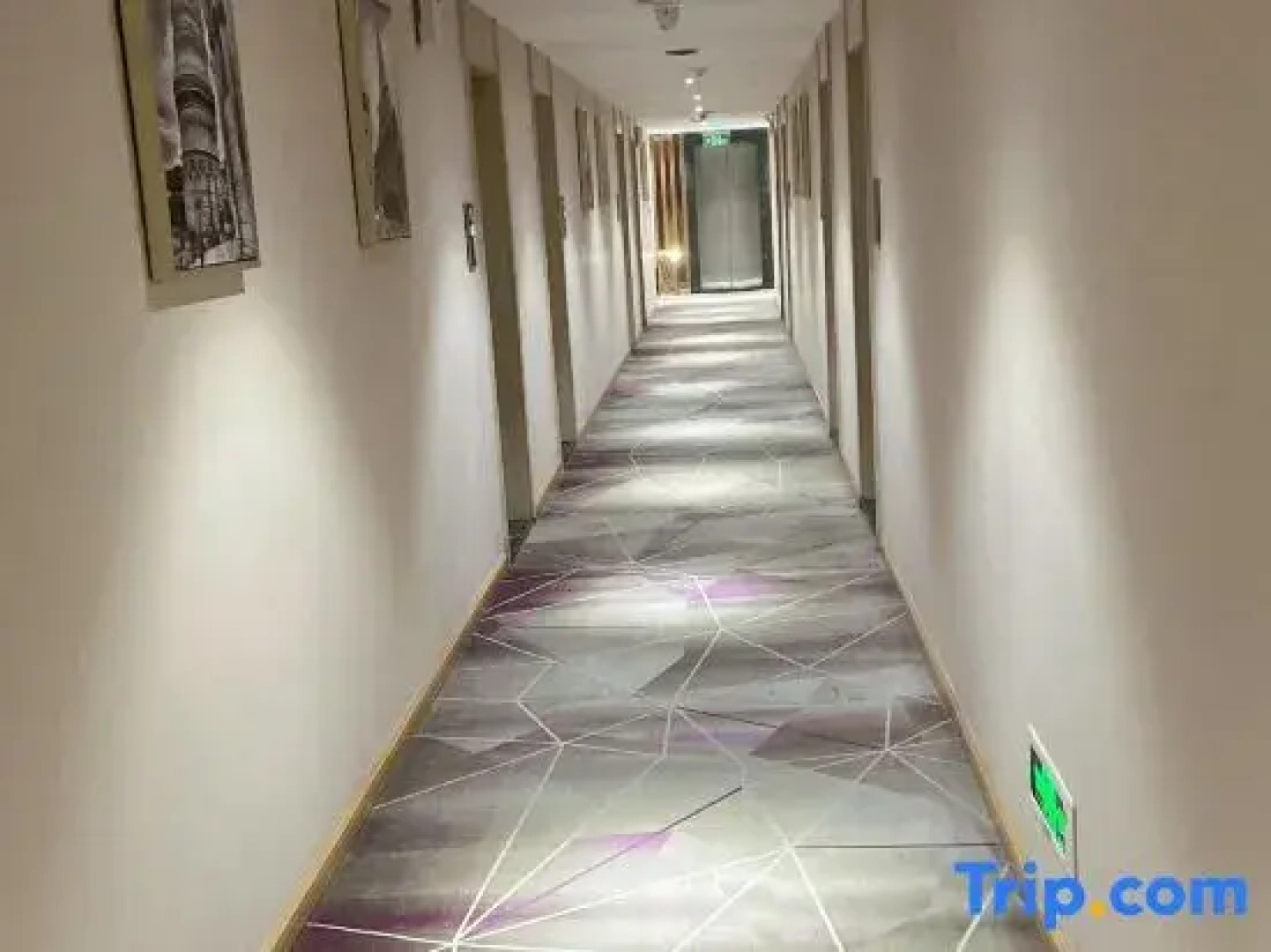 Chuxing Chain Hotel (Jingzhou Jinlong Road Ruijia)