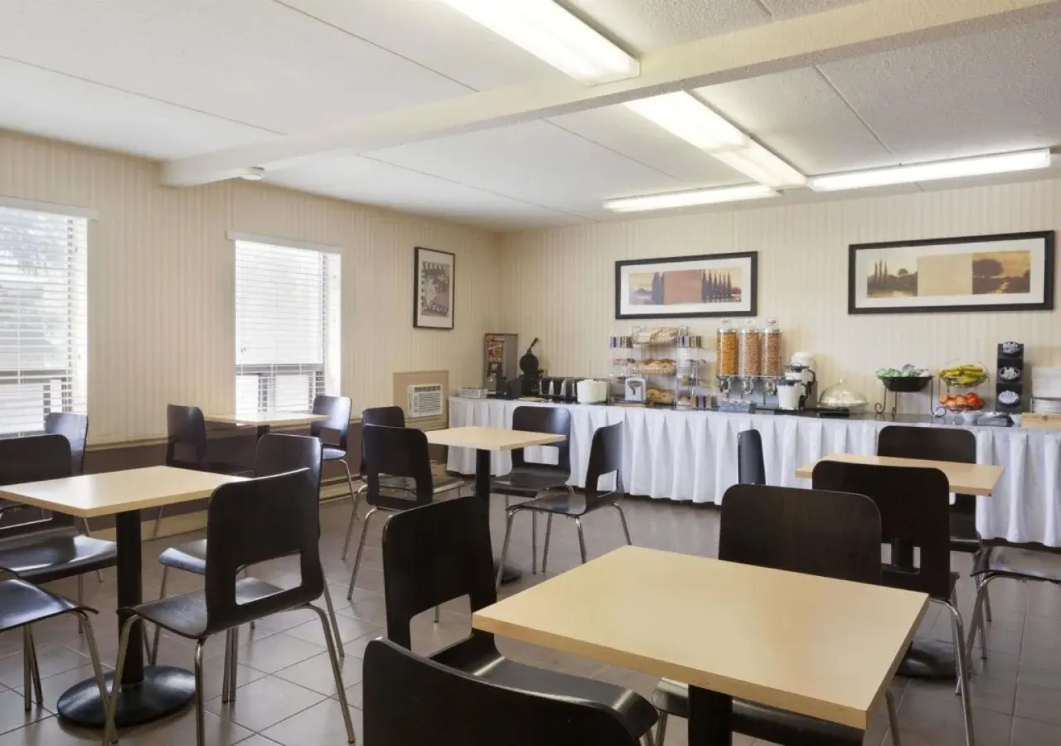 Travelodge Calgary MacLeod Trail