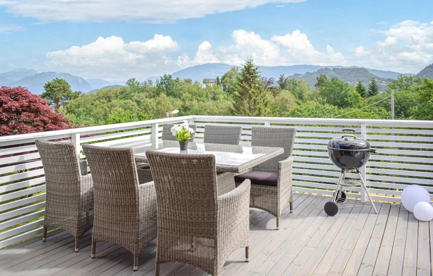 Awesome Home in Skånevik With 3 Bedrooms and Wifi