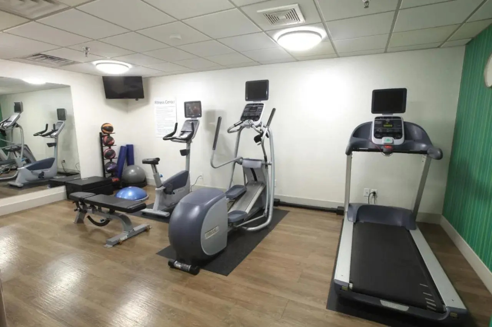 Holiday Inn Express Hotel & Suites Chattanooga-Hixson by IHG