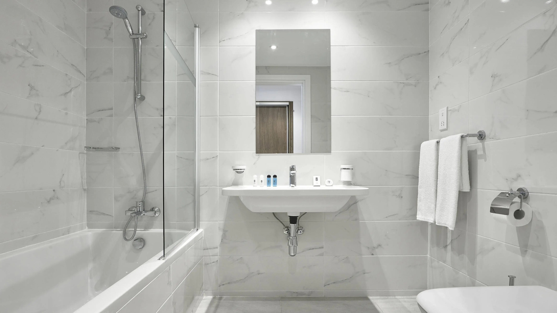 Gaia Sun N Blue Hotel