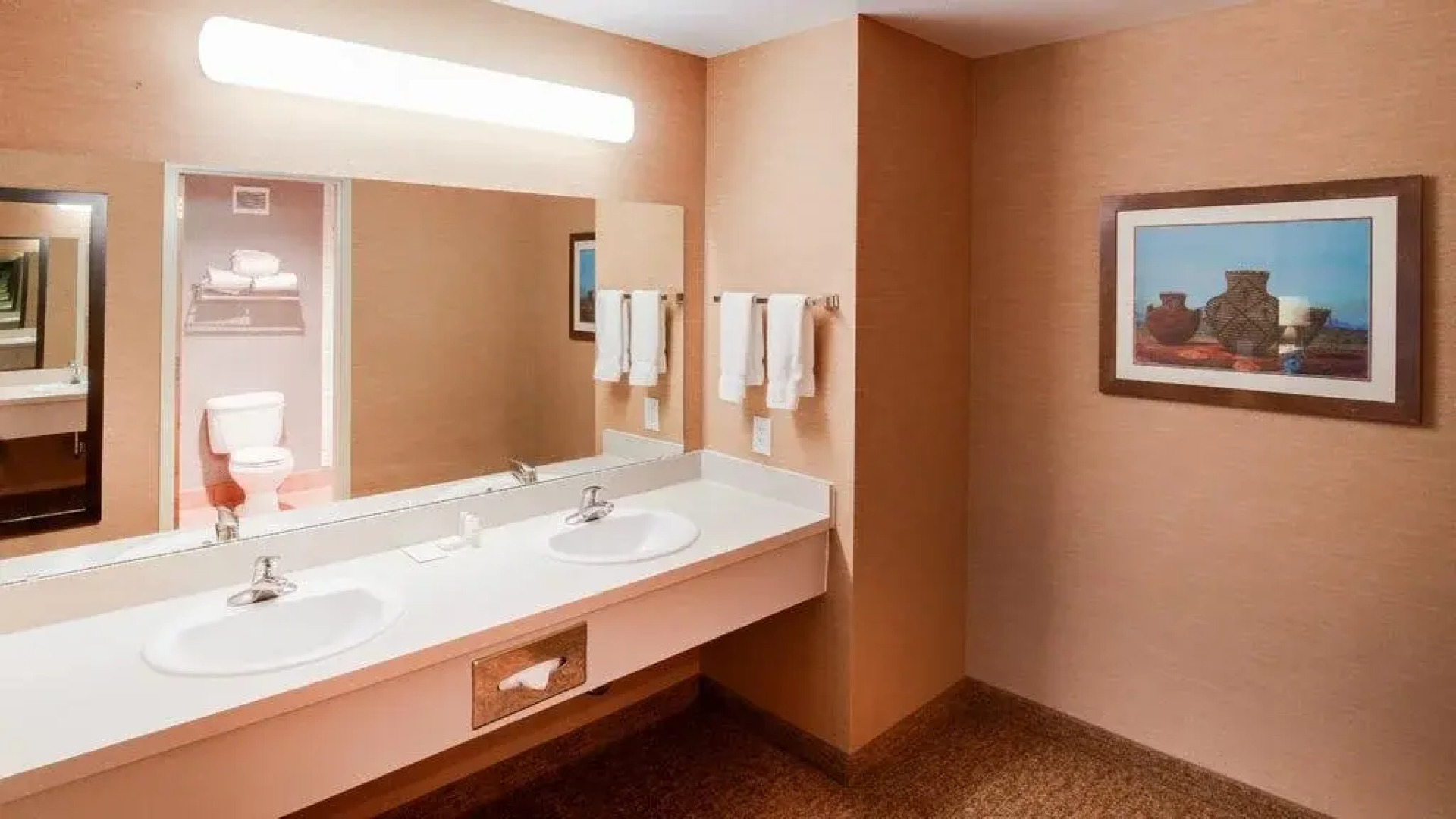 Apache Gold Resort Hotel