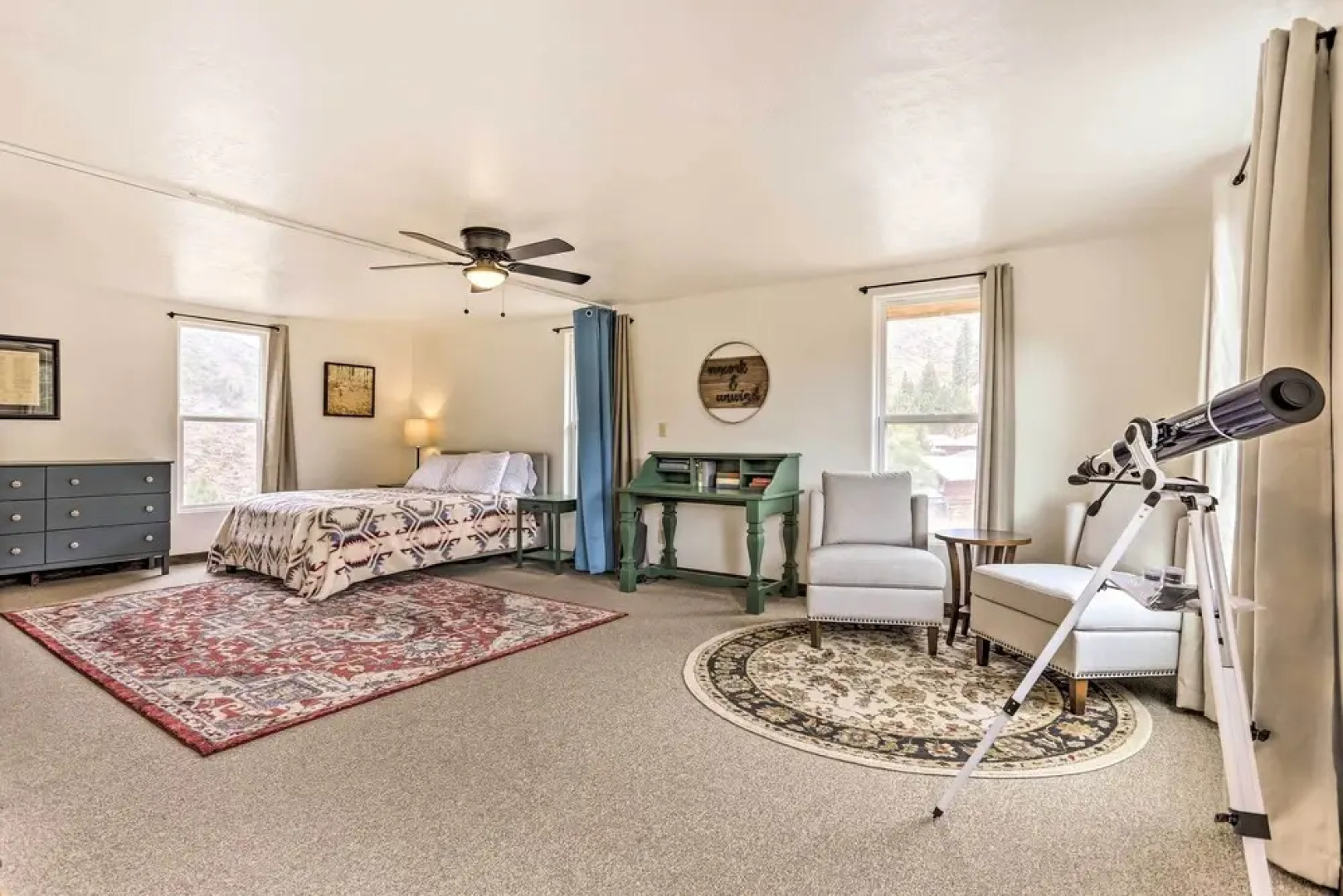 Lowman Outdoor Retreat: Walk to Hot Springs!