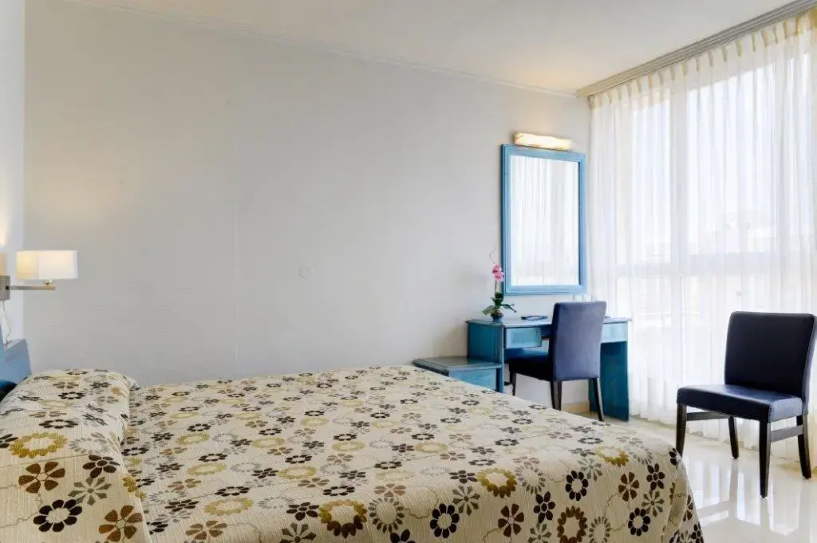 Residence Beach Hotel