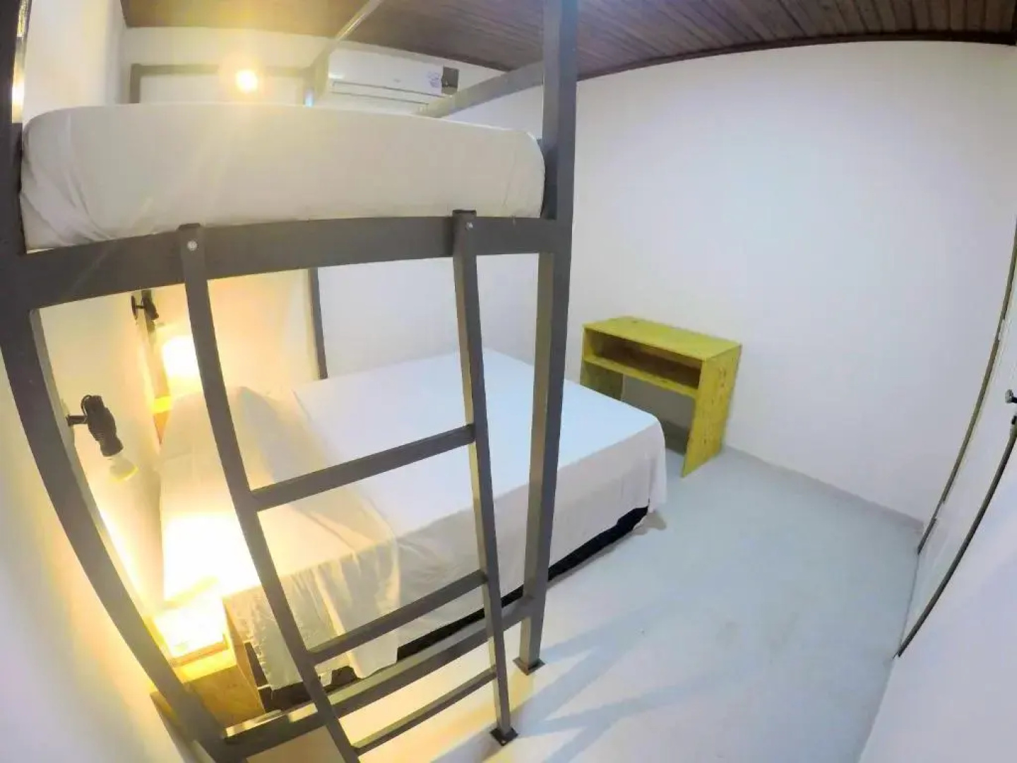 Local Hostel Figueiredo
