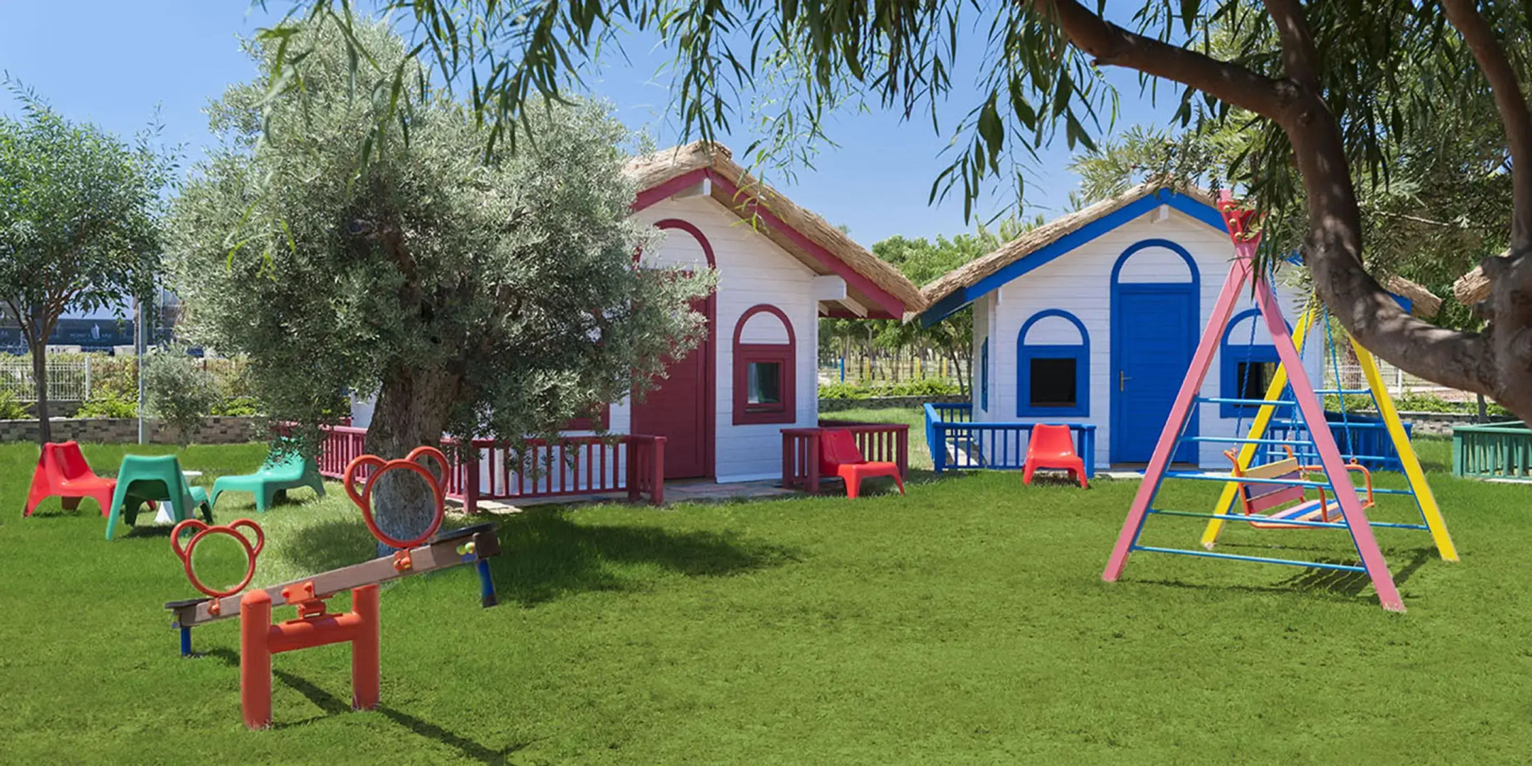 Noah's Ark Deluxe Hotel & Spa