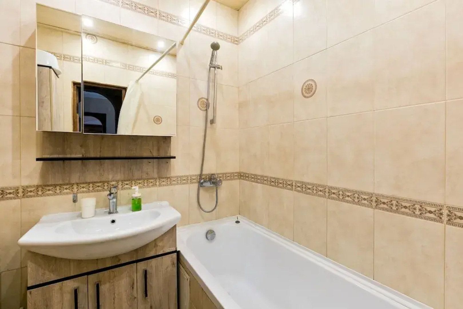 MaxRealty24 Земляной Вал