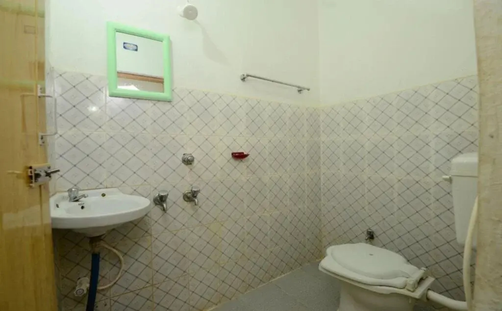 Goroomgo Surya Inn Konark