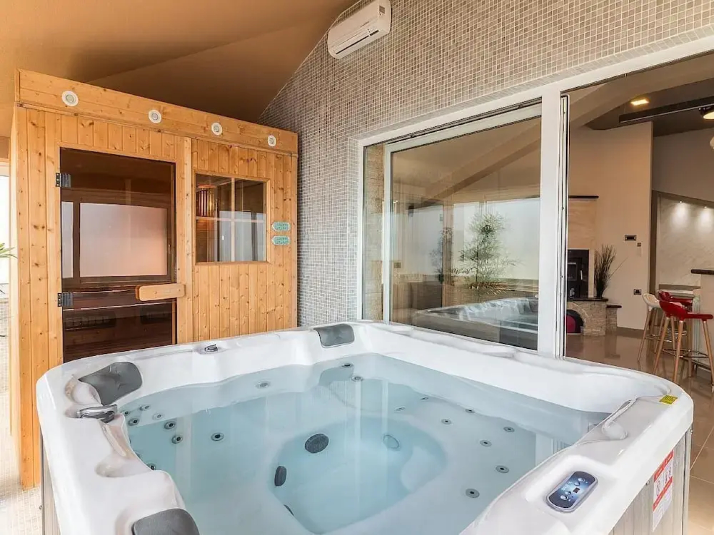 Luxury Villa Maxima