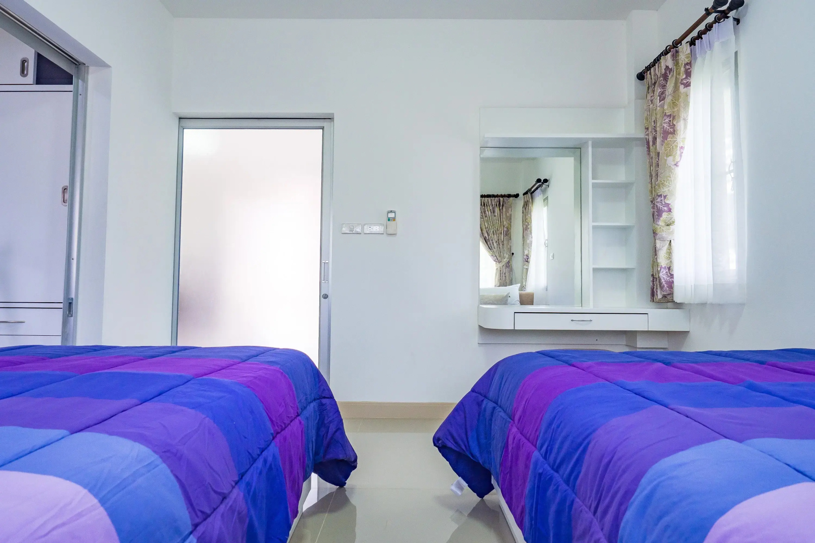 Baan Ping Kan Longstay by ZUZU
