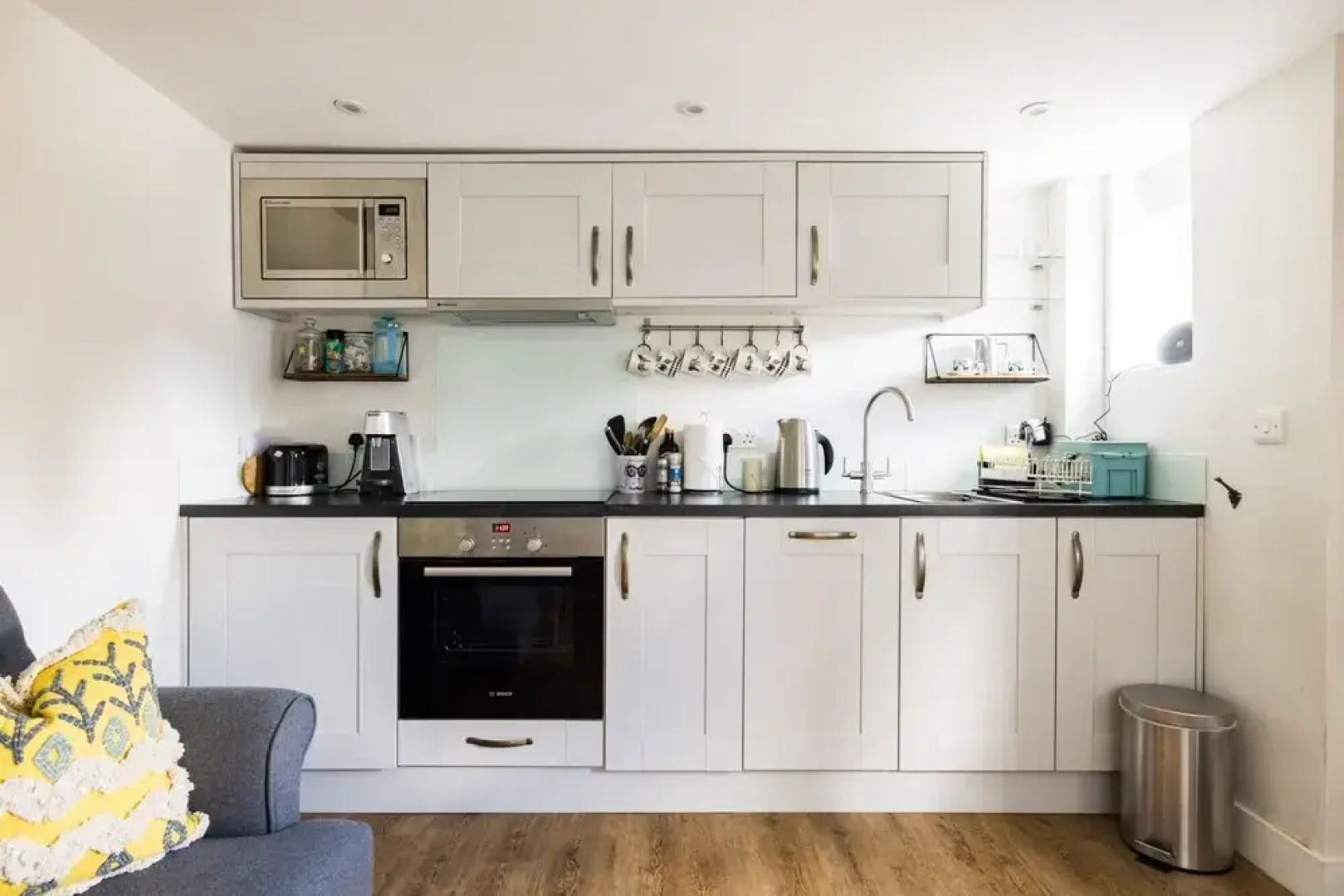 The Lavender Folly - Cosy Accommodation Alresford